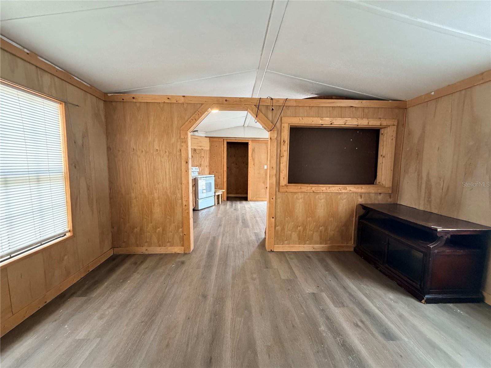 WILLISTON MILE - Residential