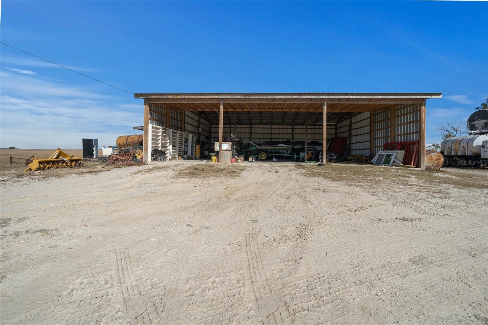 WILLISTON MILE - Residential