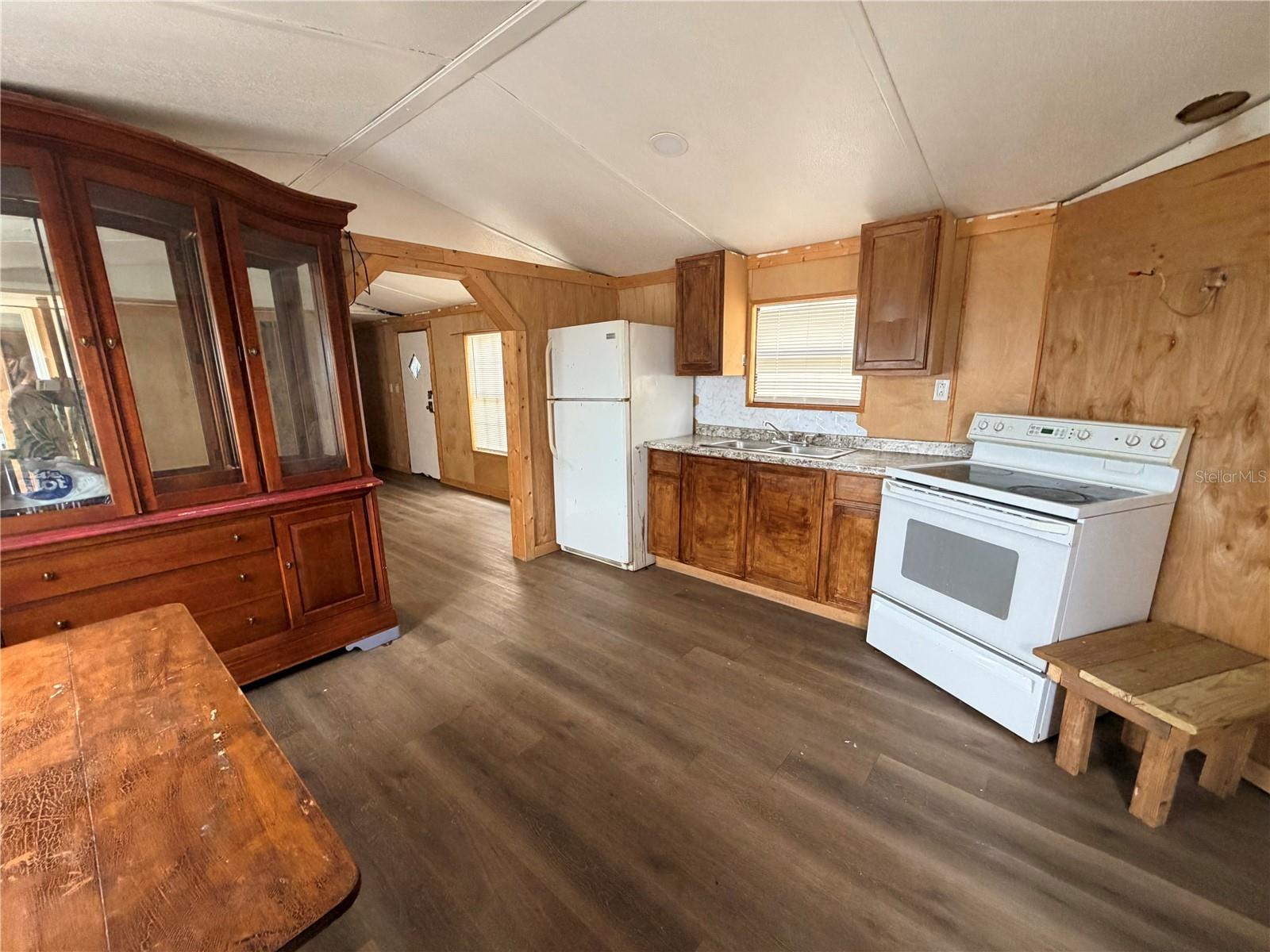 WILLISTON MILE - Residential