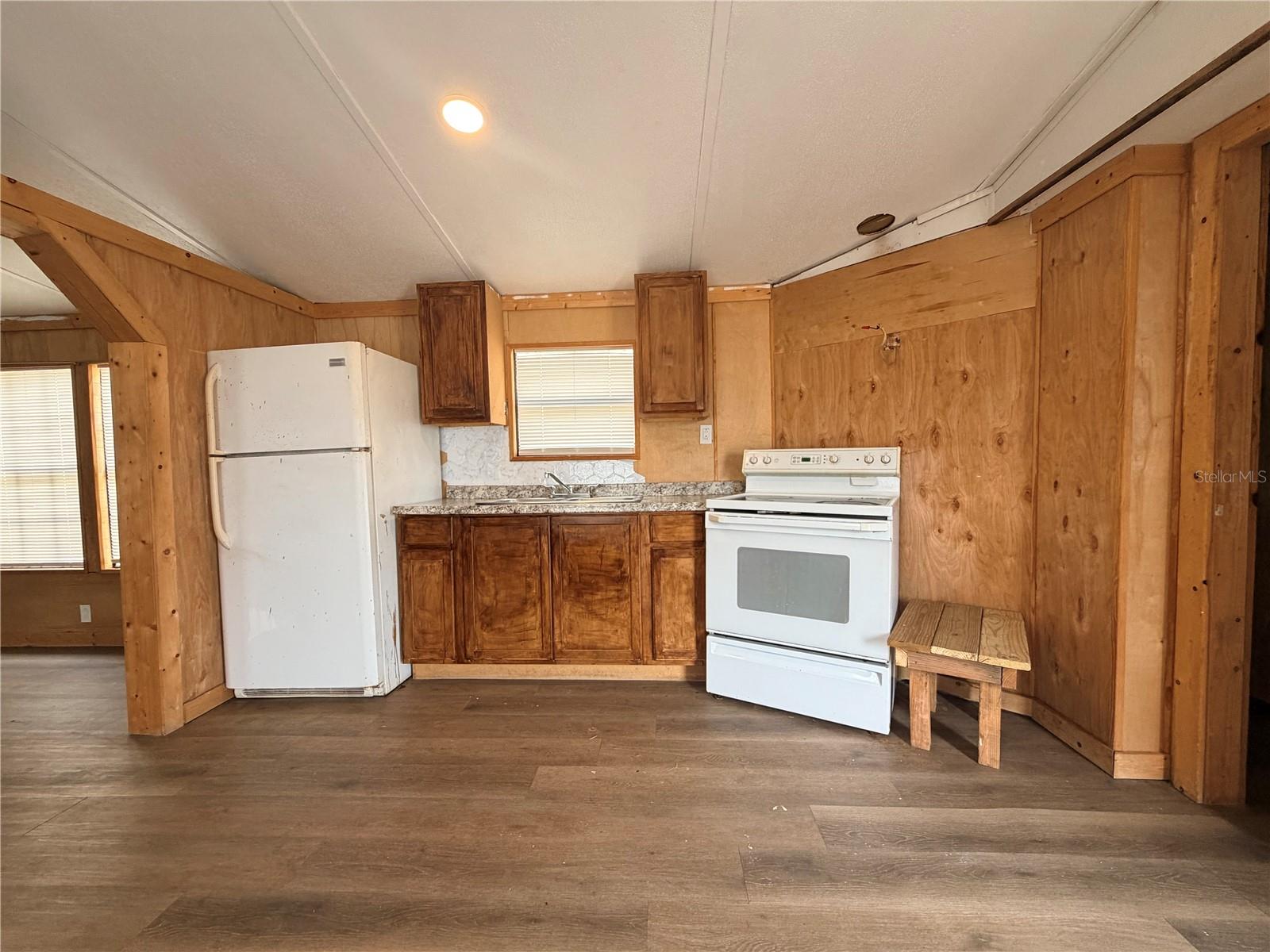 WILLISTON MILE - Residential