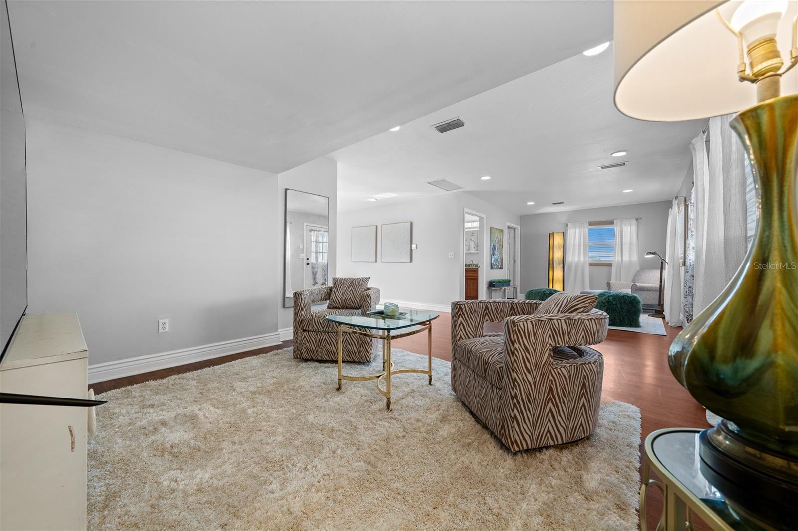 WILLISTON MILE - Residential