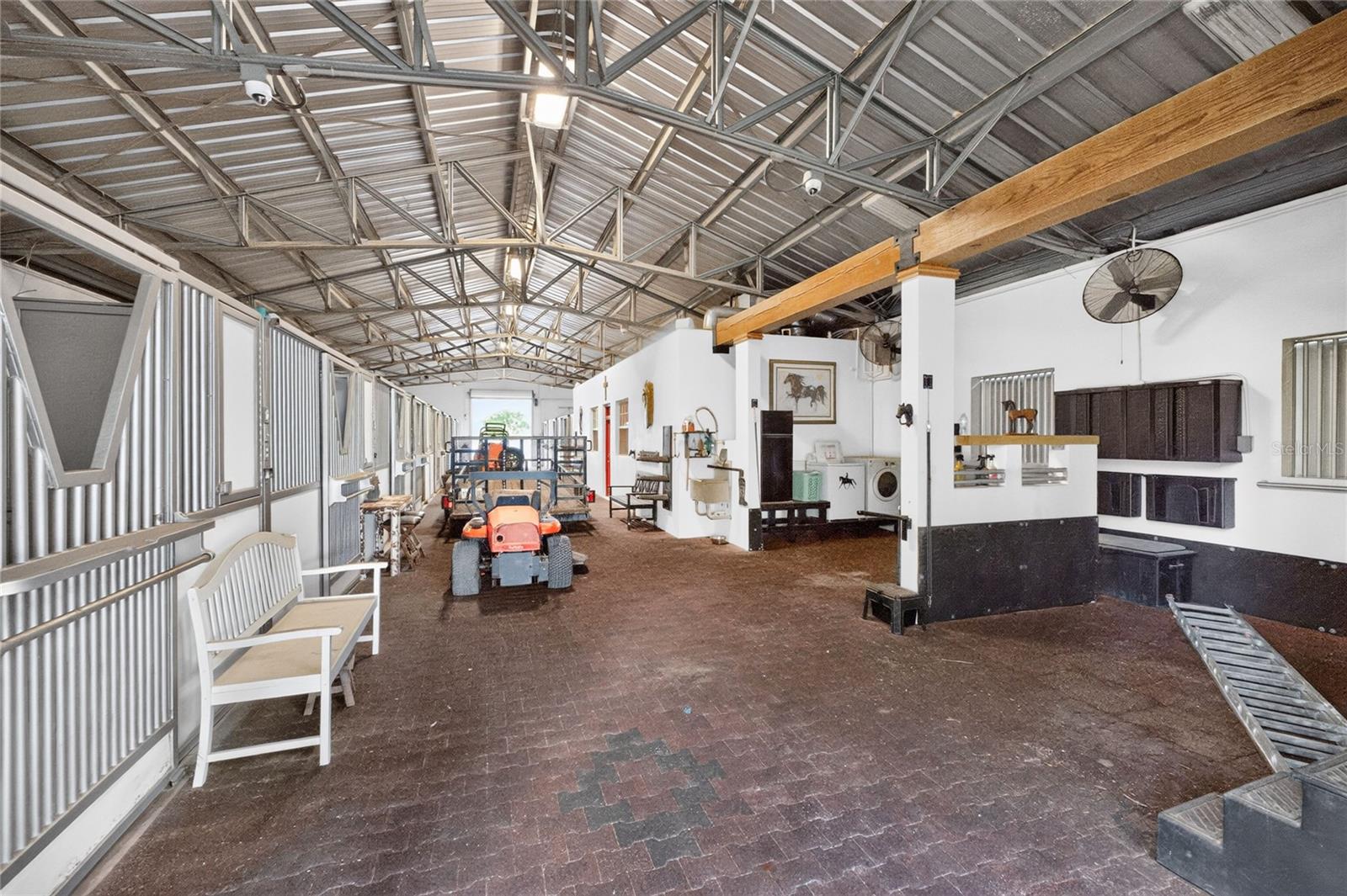ENGLEWOOD FARM ACRES SUB - Residential
