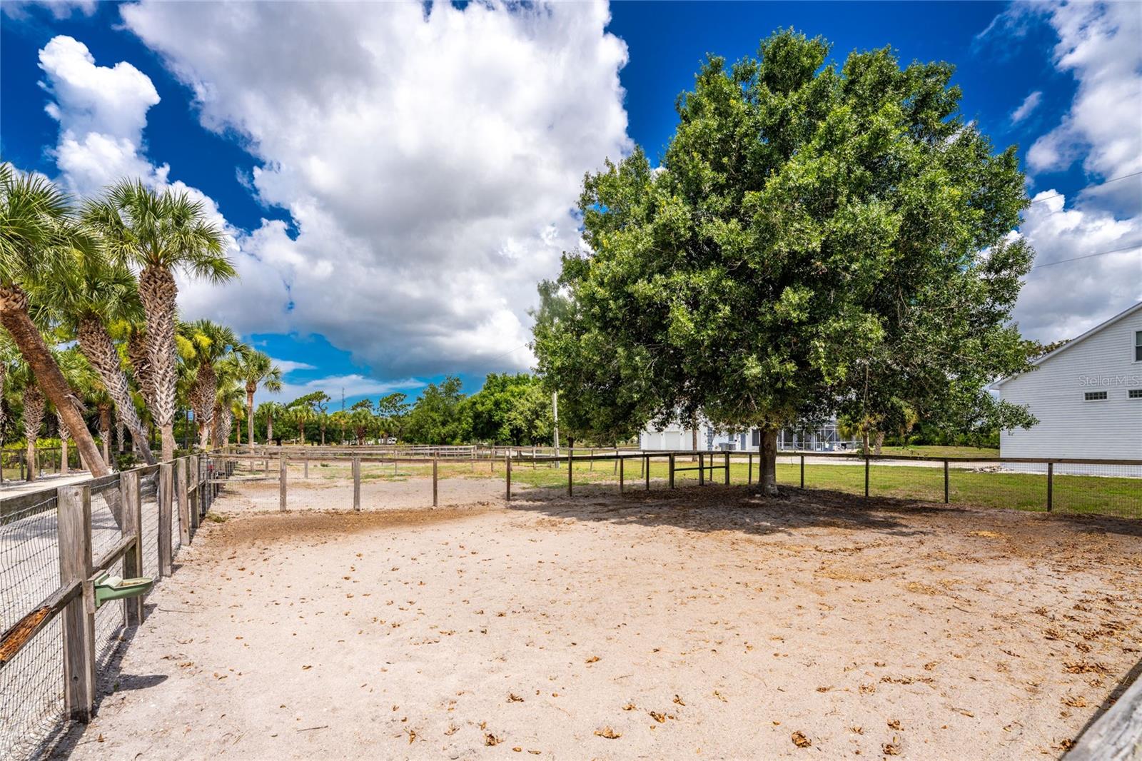 ENGLEWOOD FARM ACRES SUB - Residential