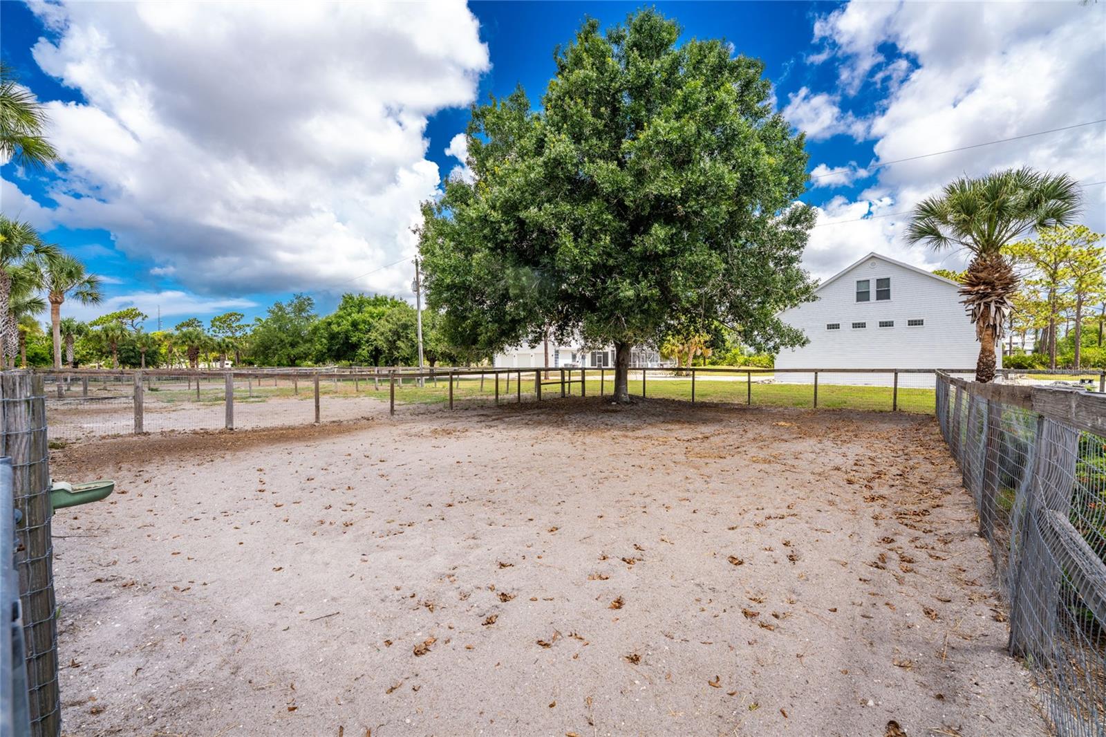 ENGLEWOOD FARM ACRES SUB - Residential