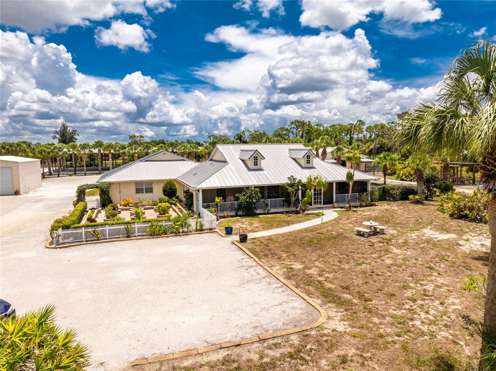 ENGLEWOOD FARM ACRES SUB - Residential