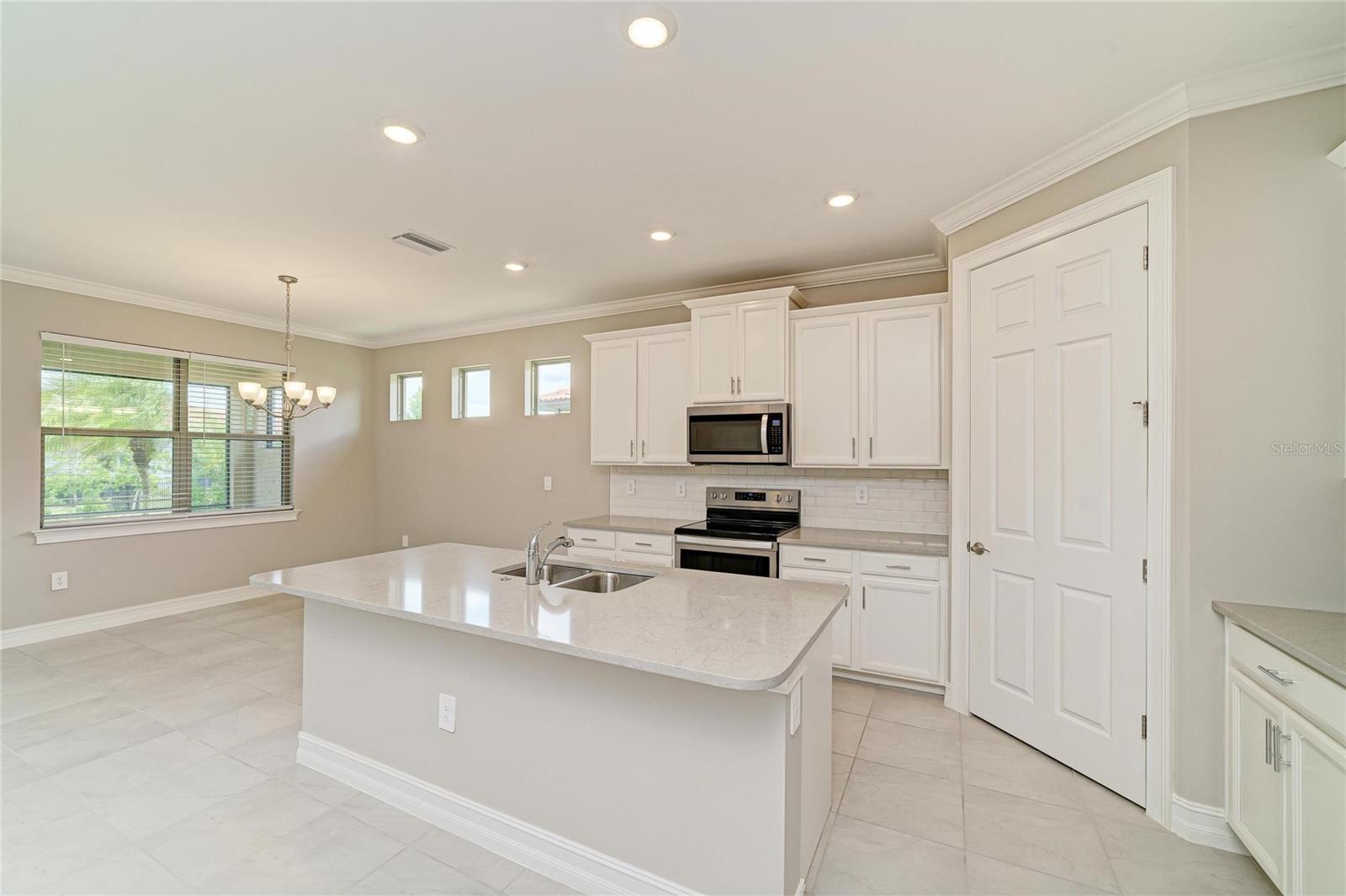 TOSCANA ISLES - Residential