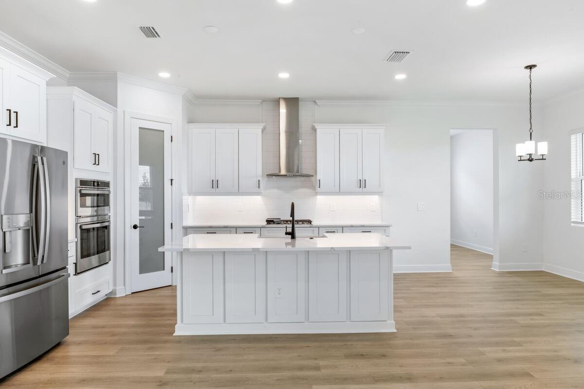 PALMERA AT WELLEN PARK - Residential