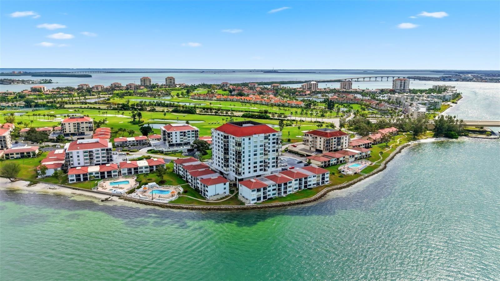 CASA DEL MAR CONDO IV - Residential