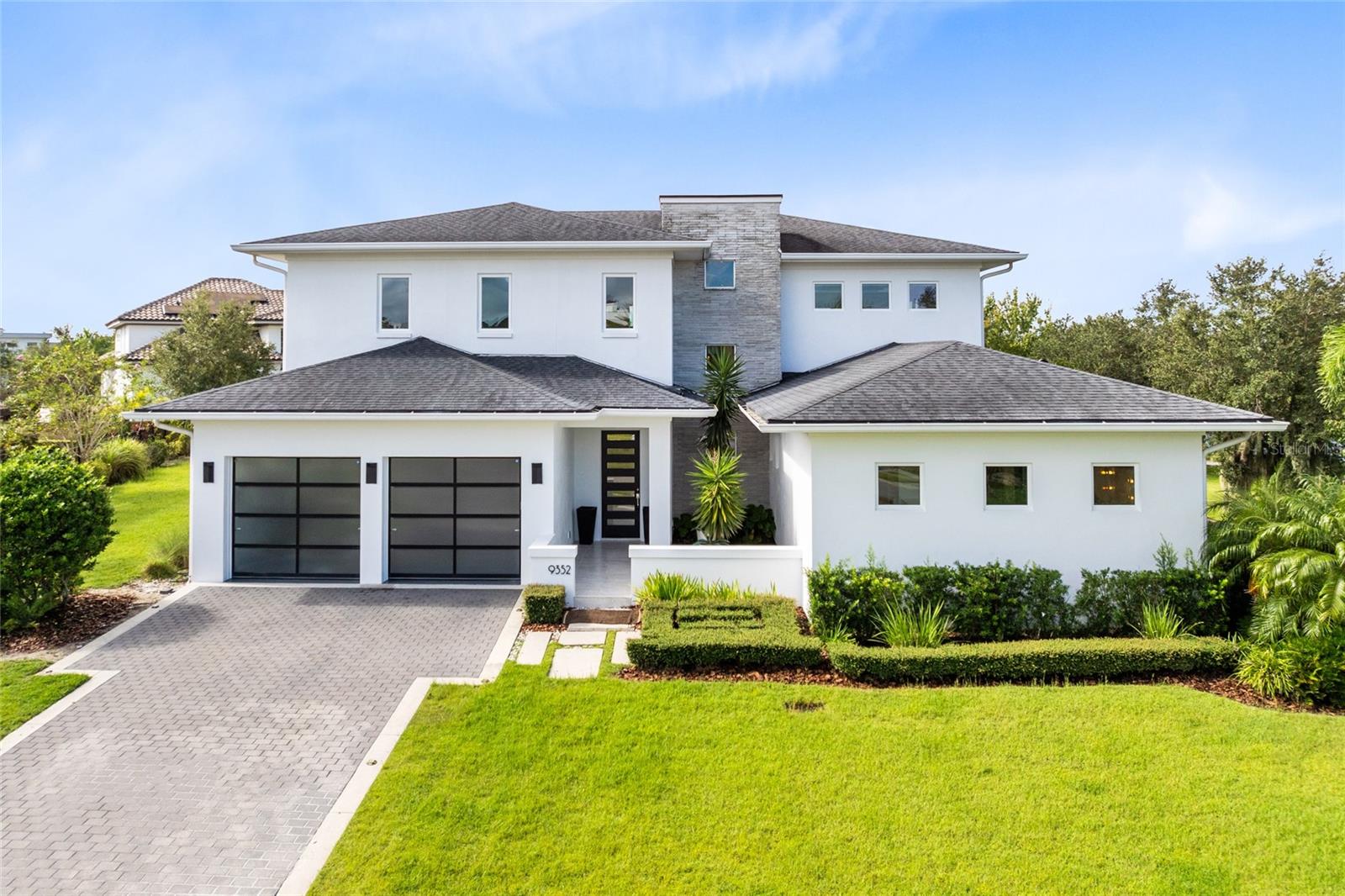 LAUREATE PARK - Residential