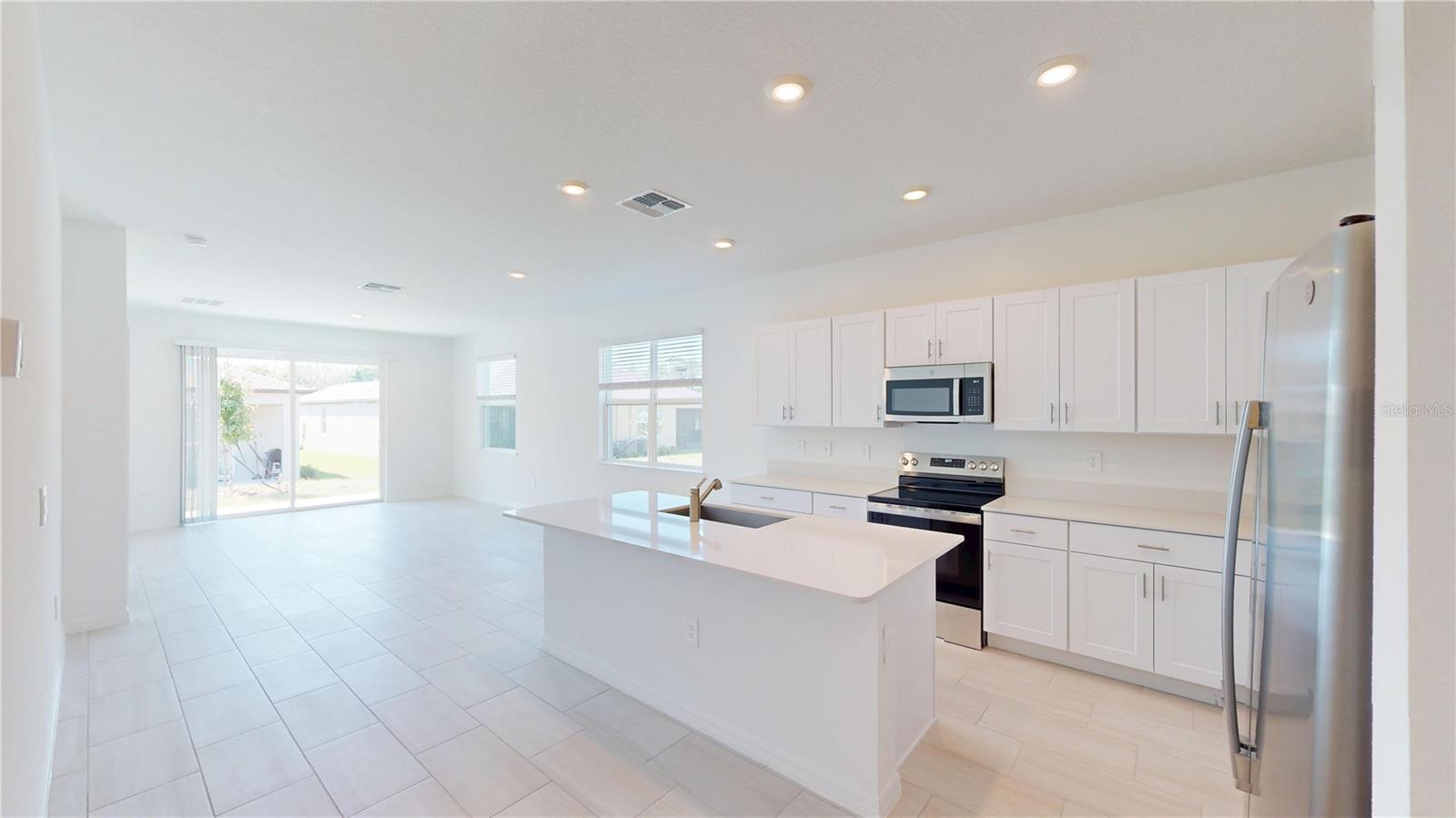 ANGELINE - Residential Lease