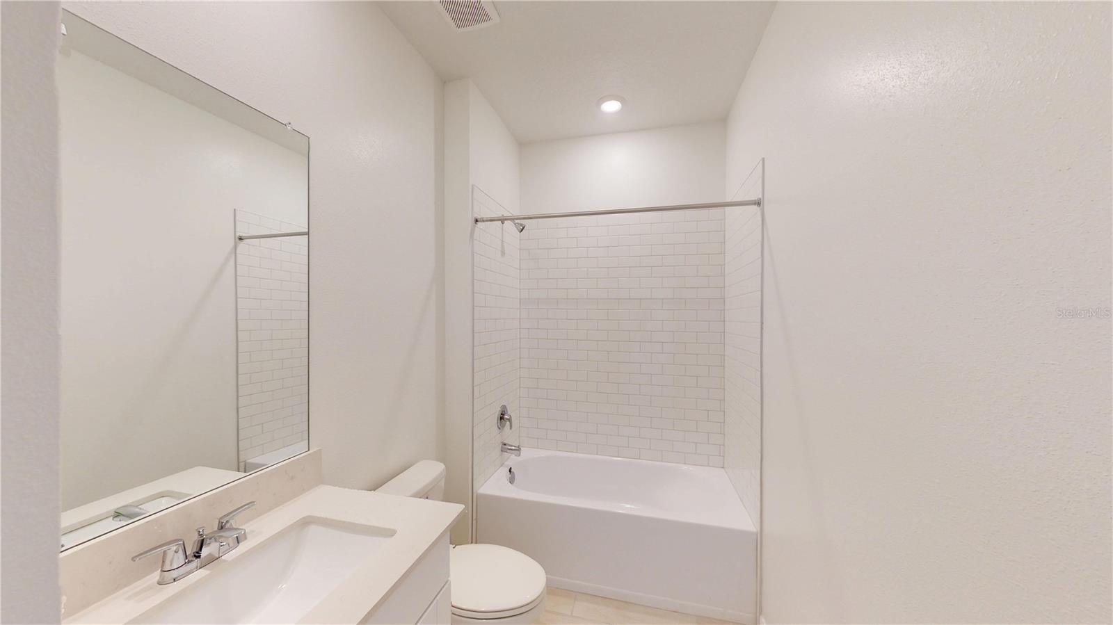 ANGELINE - Residential Lease