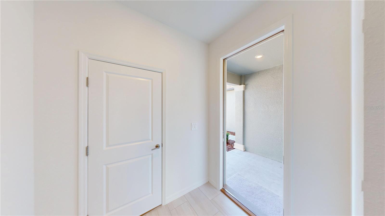 ANGELINE - Residential Lease