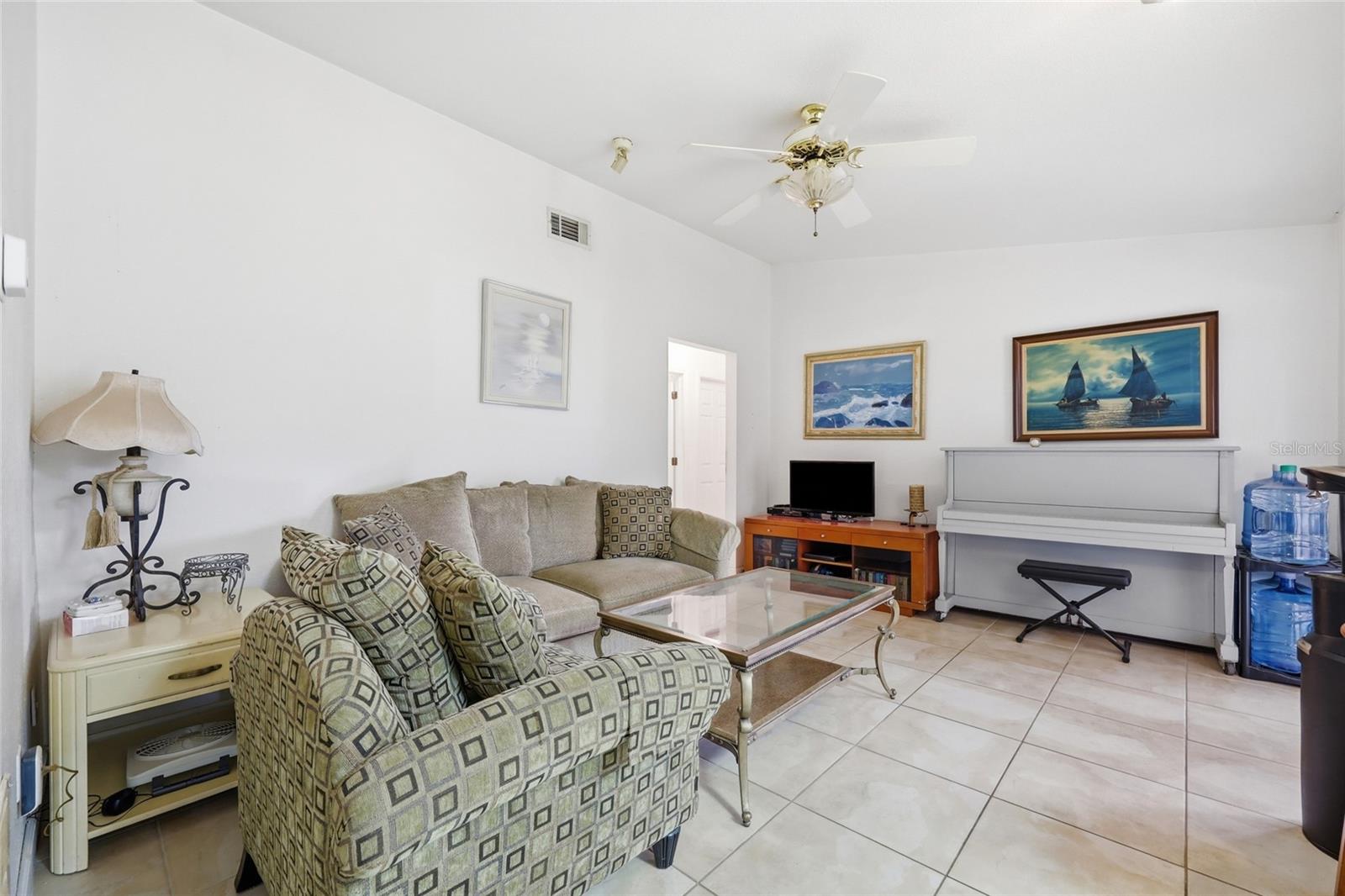 GARDEN LAKE ESTATES UNIT 1 - Residential