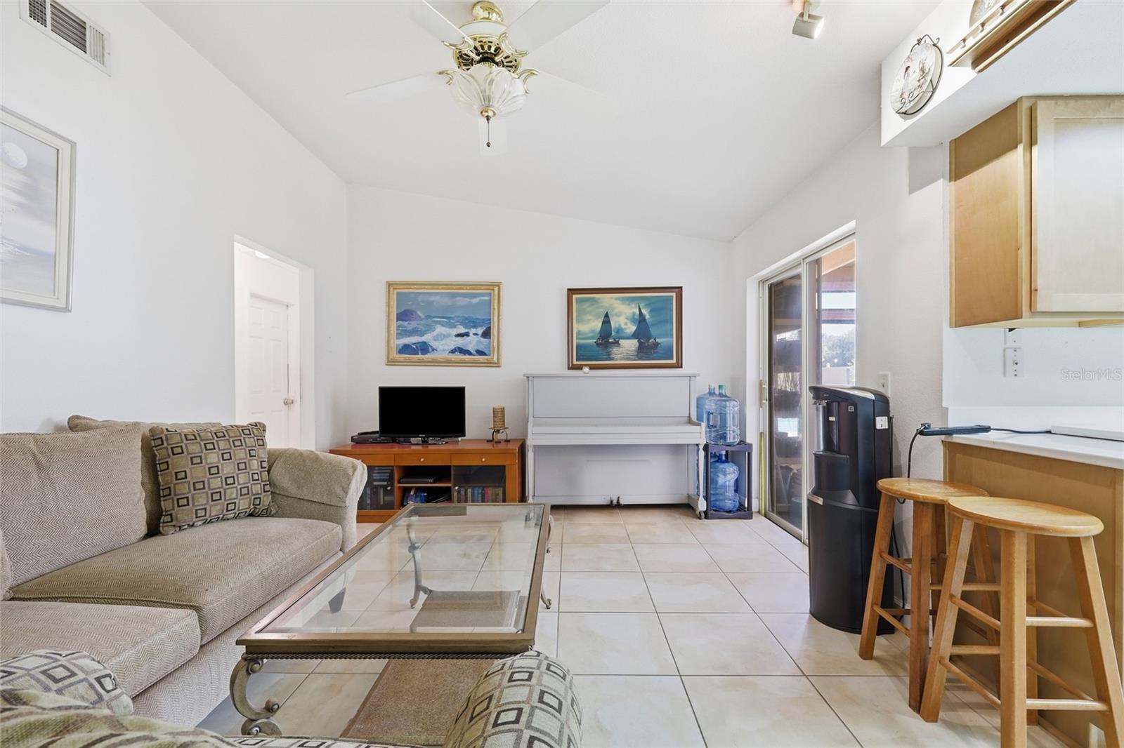 GARDEN LAKE ESTATES UNIT 1 - Residential