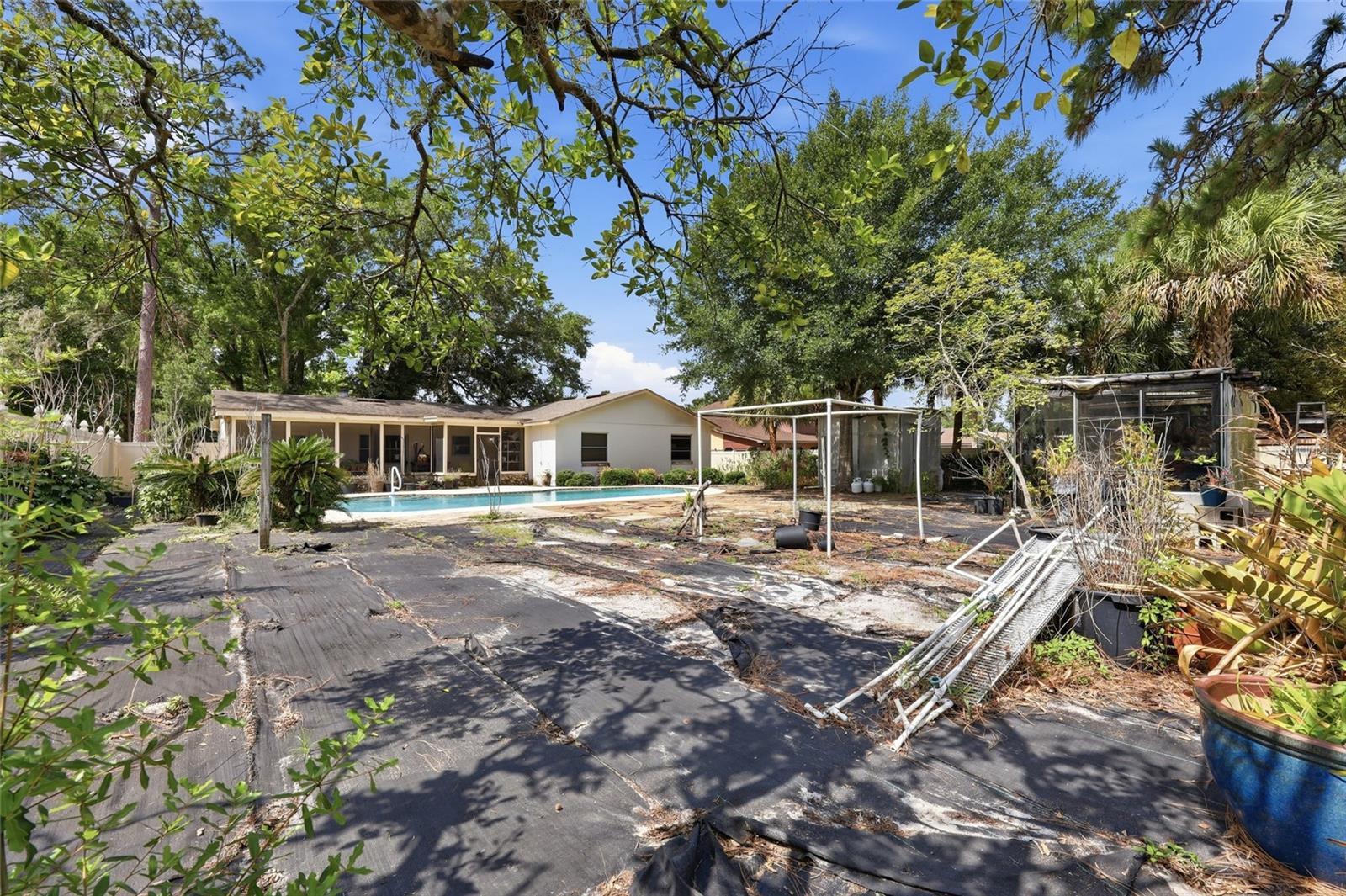 GARDEN LAKE ESTATES UNIT 1 - Residential