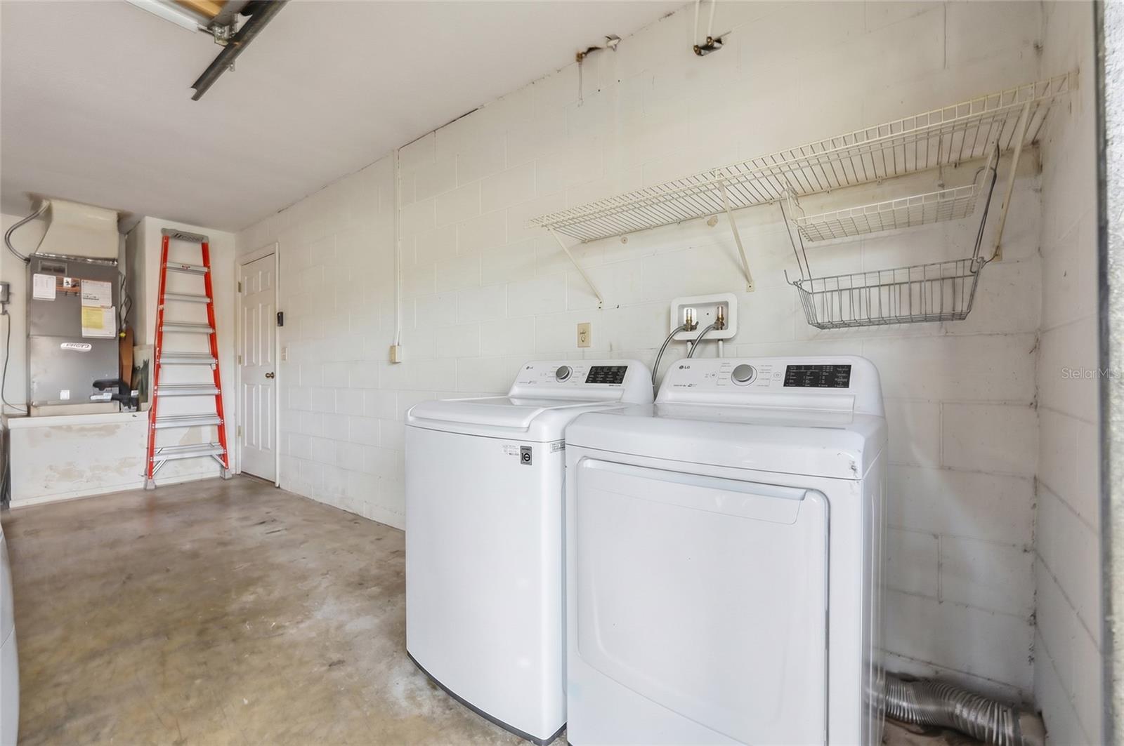 GARDEN LAKE ESTATES UNIT 1 - Residential