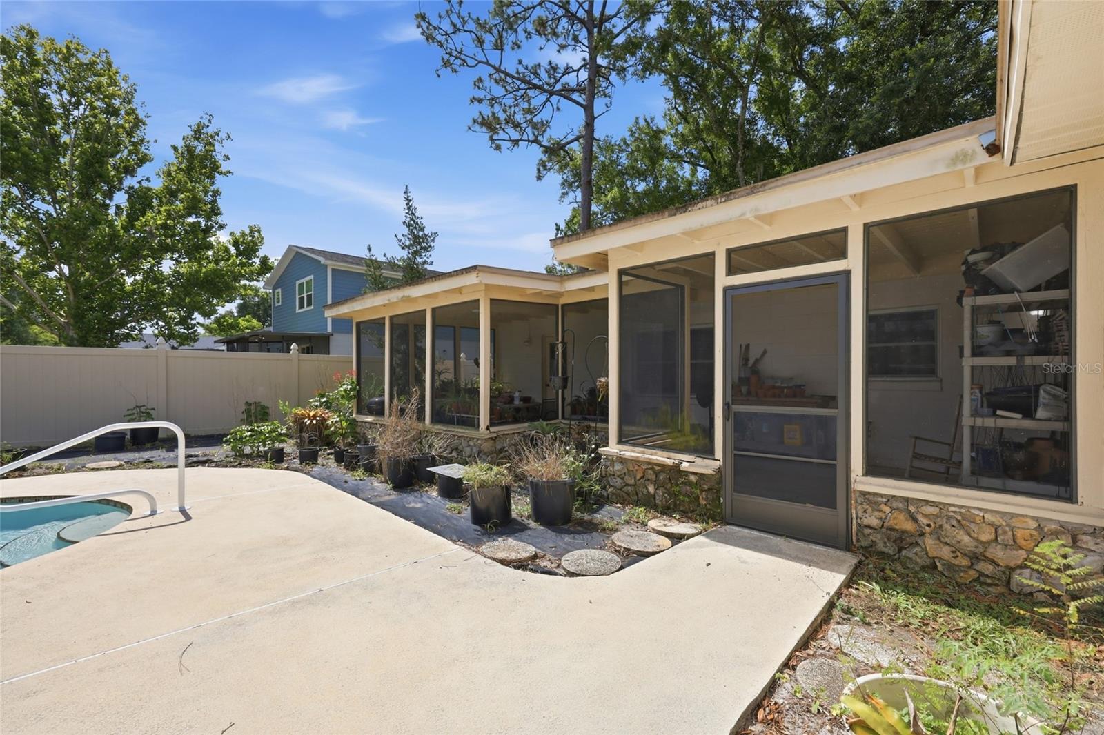GARDEN LAKE ESTATES UNIT 1 - Residential