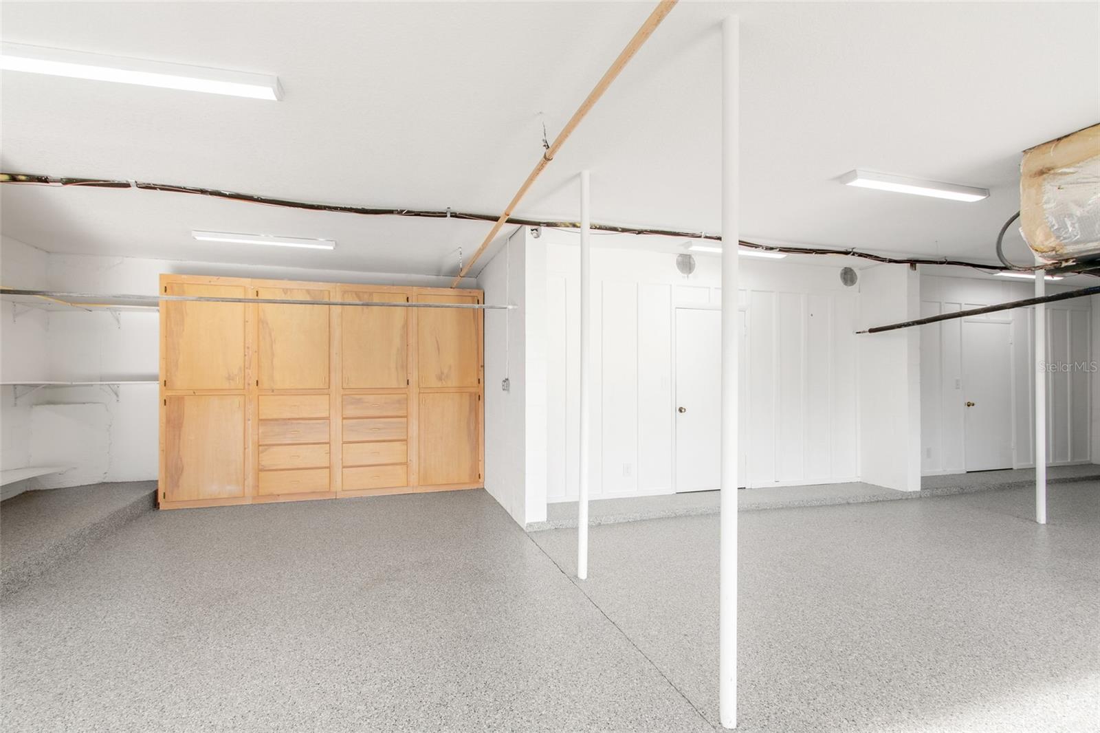 BOYS WORK - Residential
