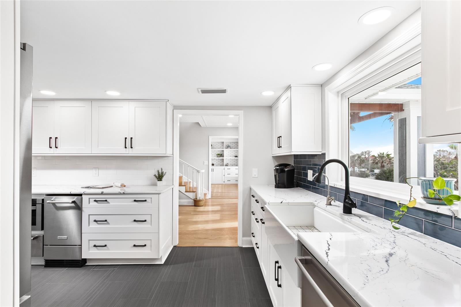 BOYS WORK - Residential