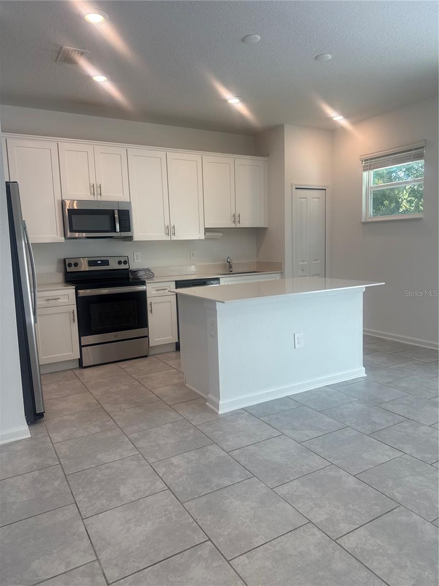LAKE WILSON RESERVE - Residential Lease