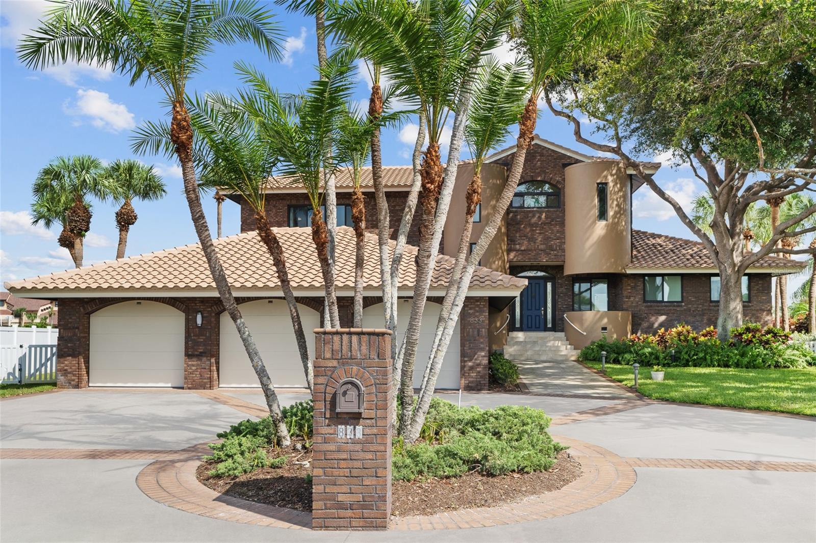 TIERRA VERDE UNIT 1 4TH REP - Residential