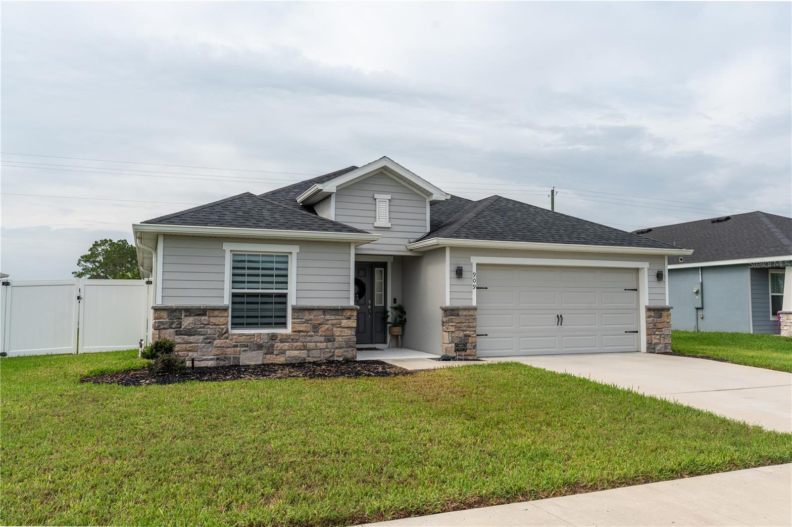 AUBURN COVE PH 2 & 3 - Residential