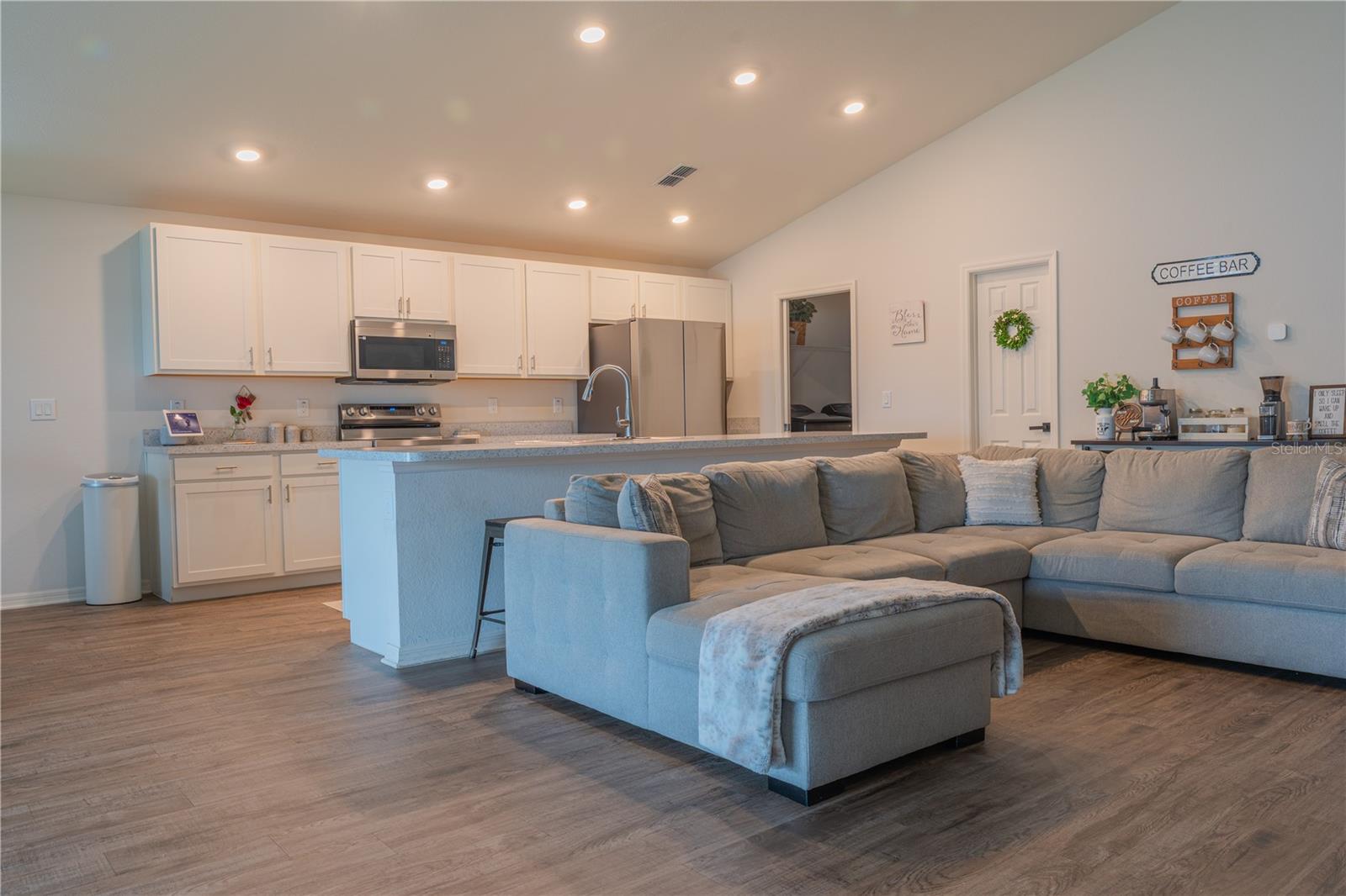 AUBURN COVE PH 2 & 3 - Residential