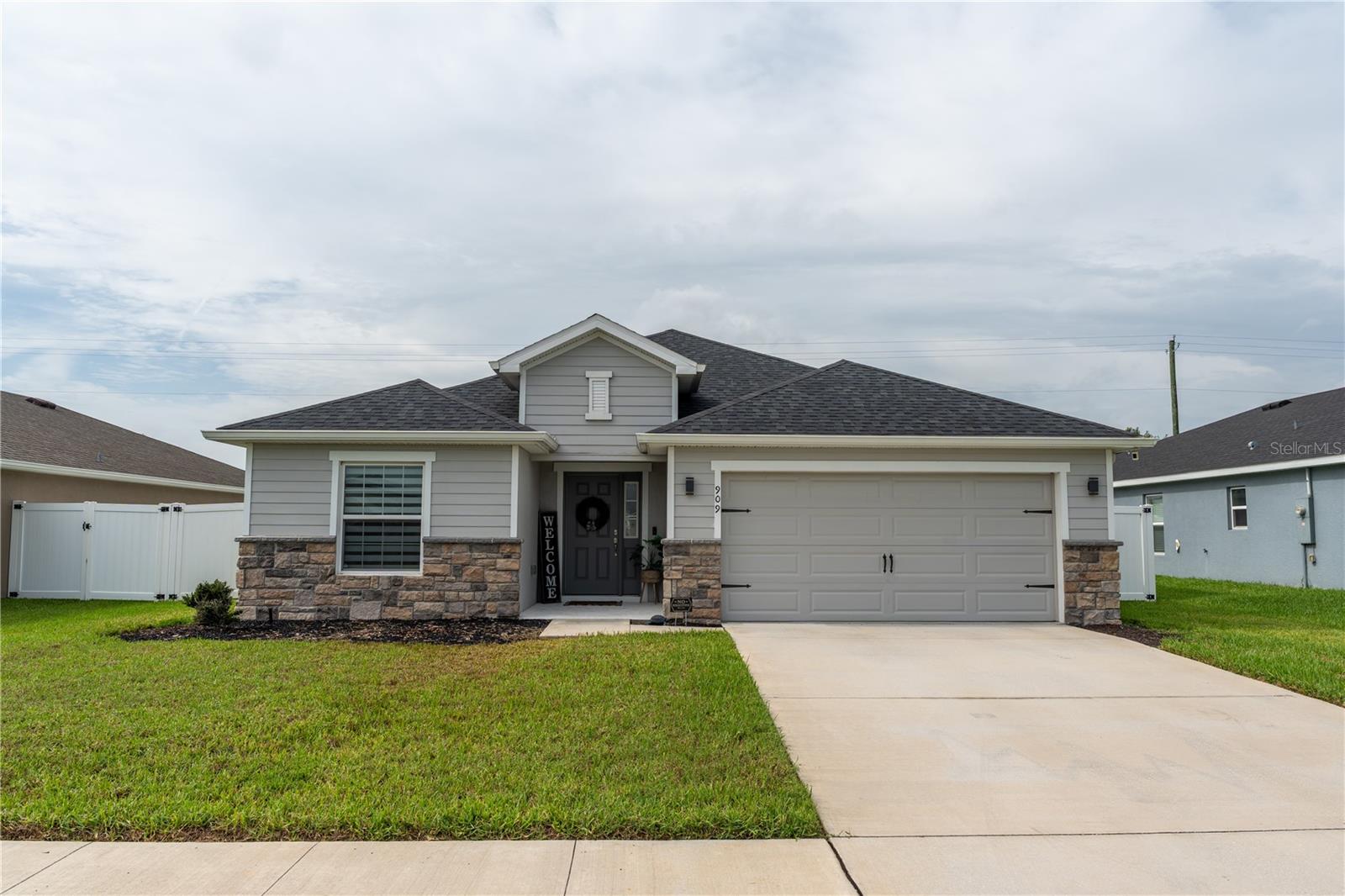 AUBURN COVE PH 2 & 3 - Residential