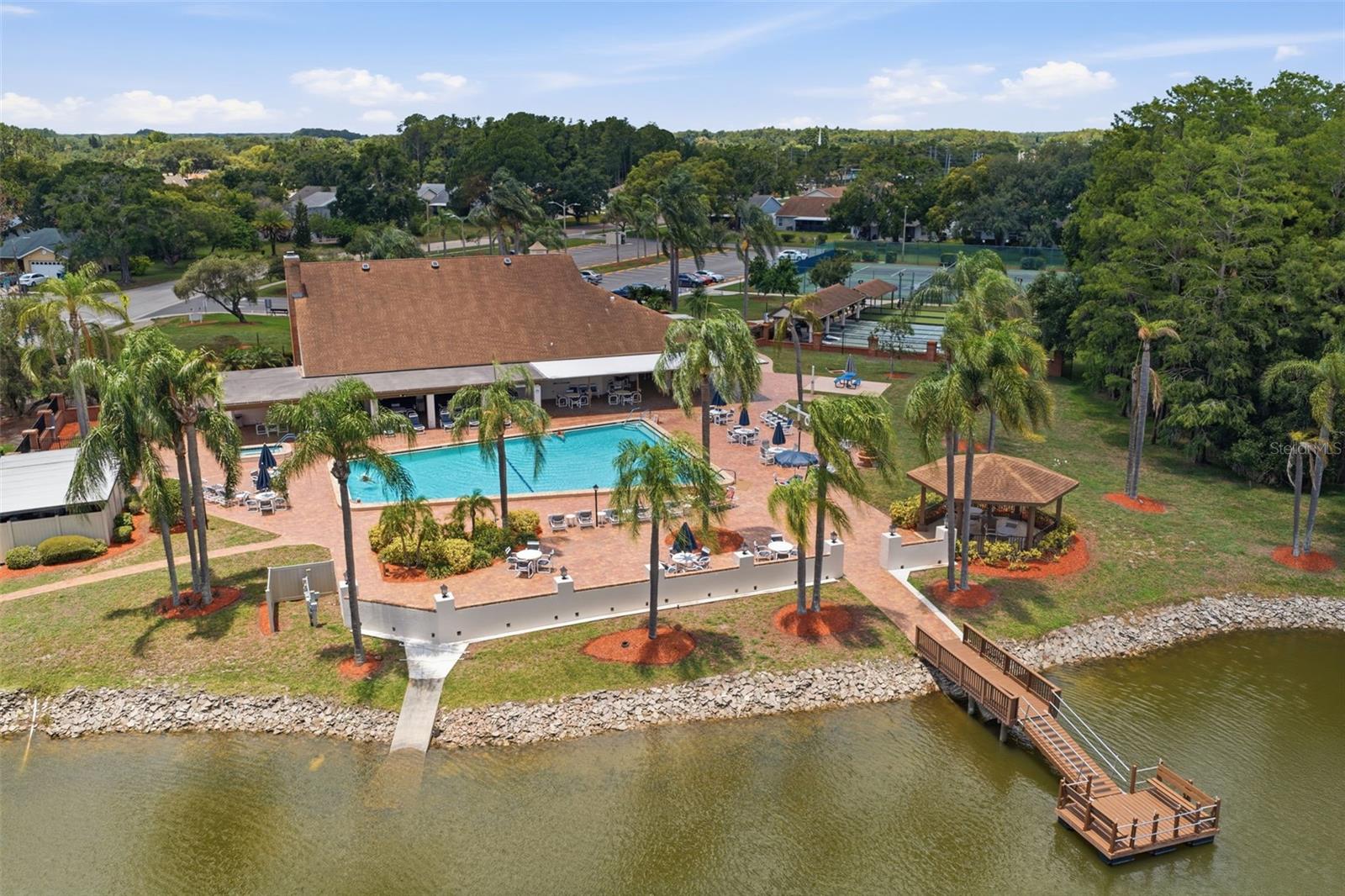 WEDGWOOD VILLAGE CONDO - Residential