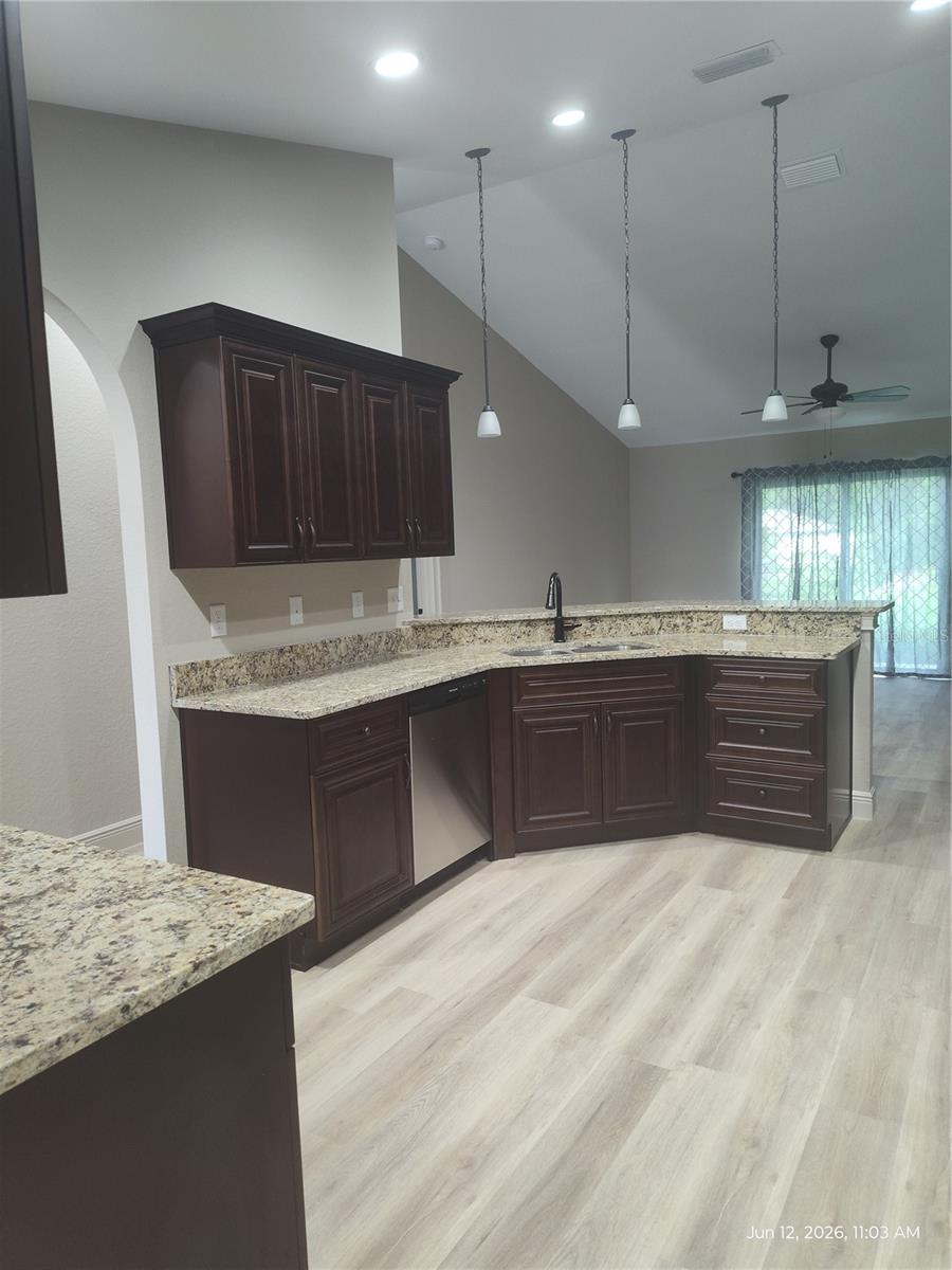 BELLEVIEW HEIGHTS ESTATE - Residential Lease