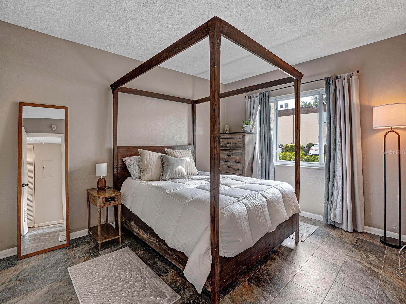 ST ANDREWS COVE CONDO - Residential