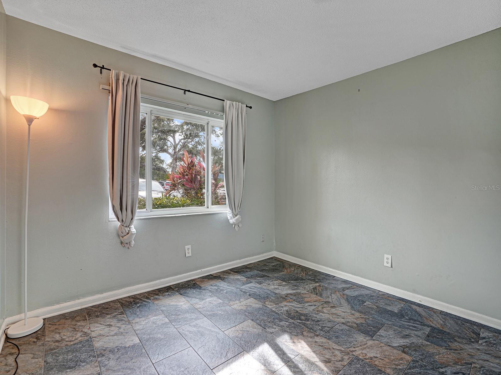 ST ANDREWS COVE CONDO - Residential