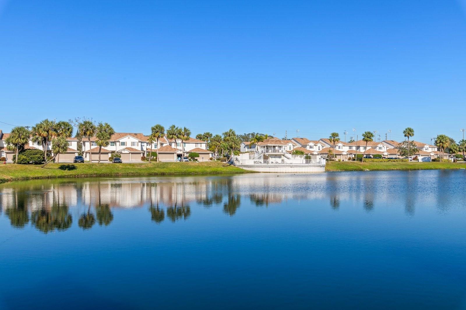 WILLOW LAKE - Residential