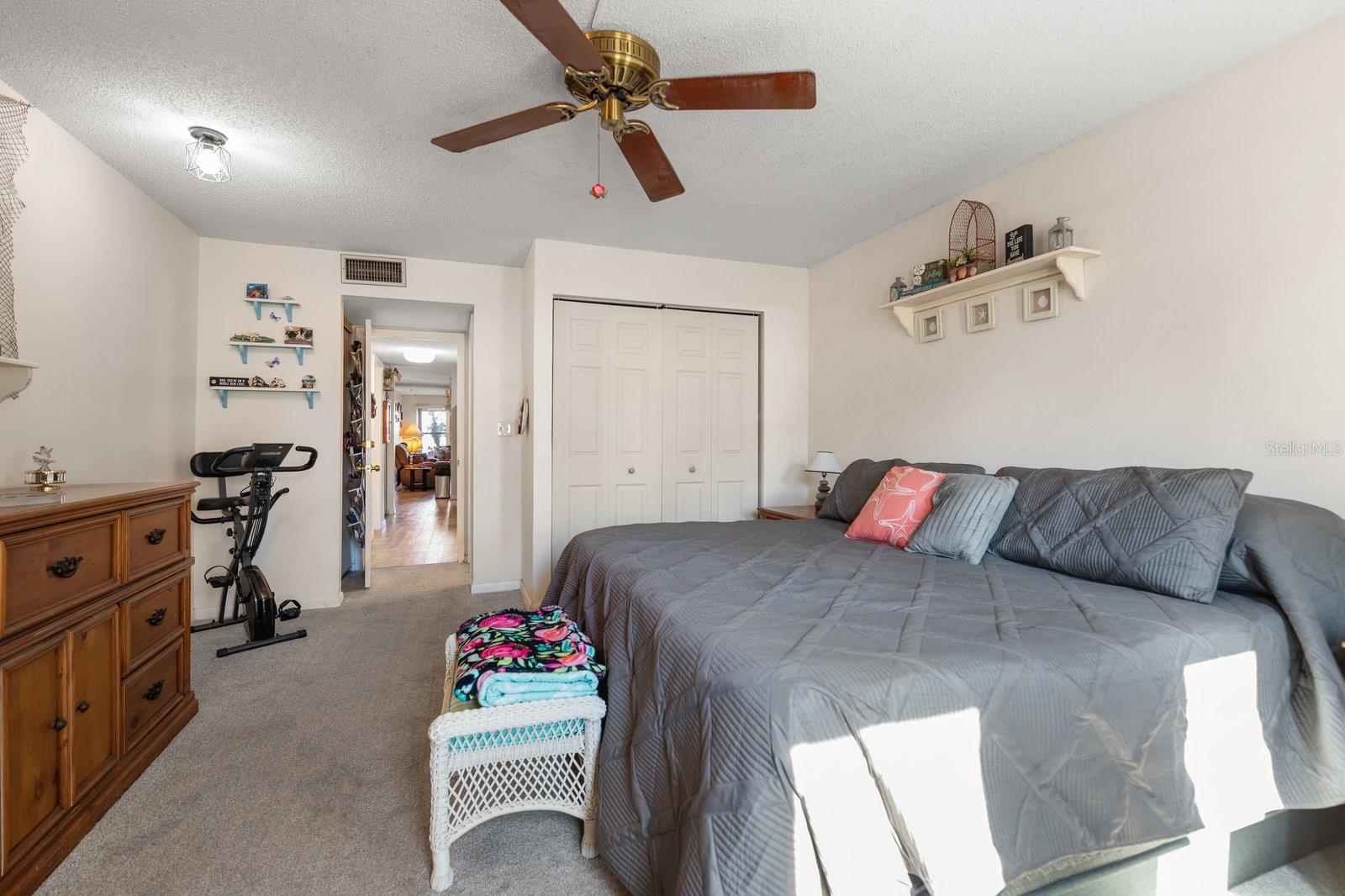 WILLOW LAKE - Residential