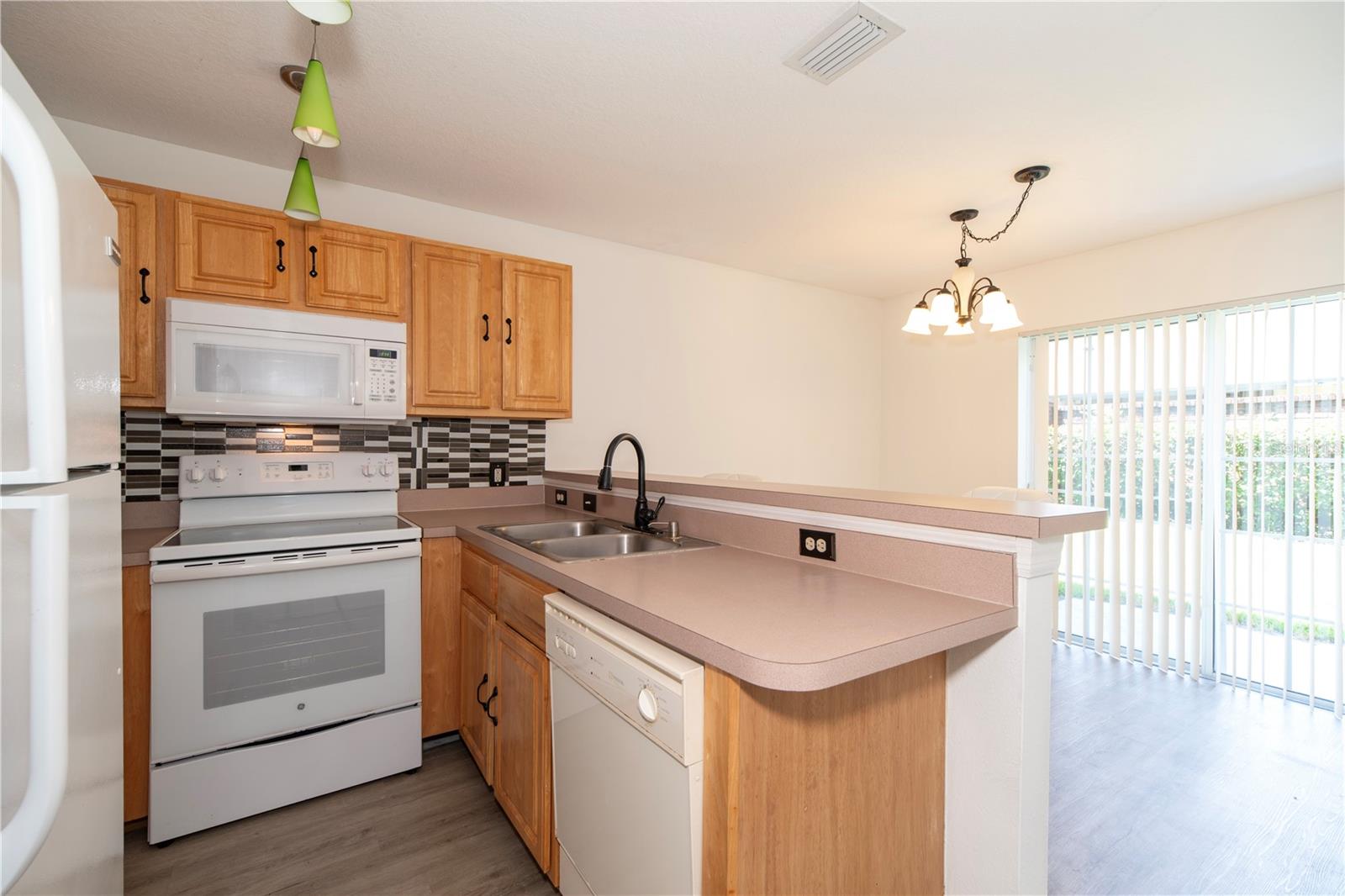 RIO HILLS TOWNHOMES - Residential