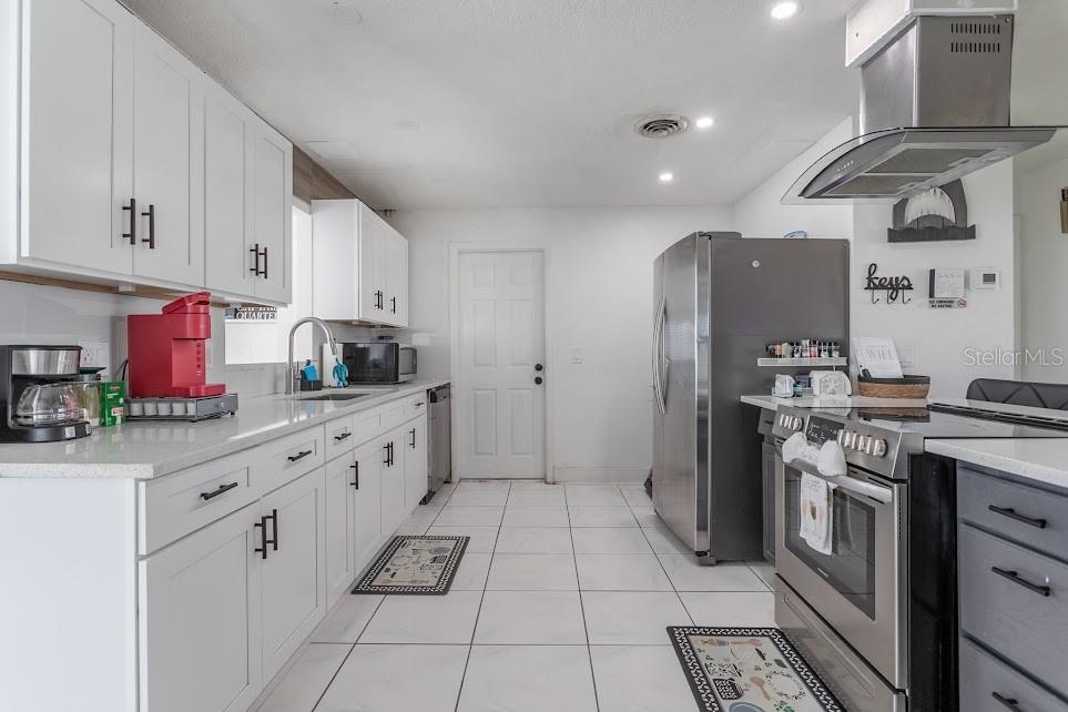 CATALINA ISLE ESTATES UNIT 2 - Residential
