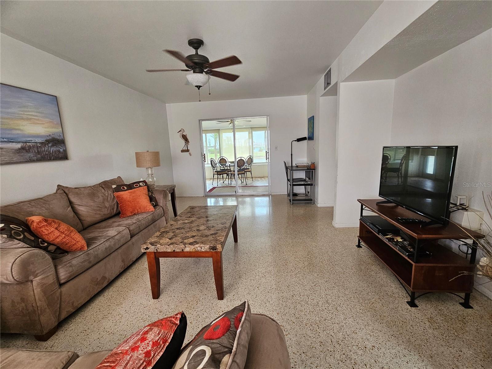 DEL WEBBS SUN CITY FLORIDA UN - Residential Lease