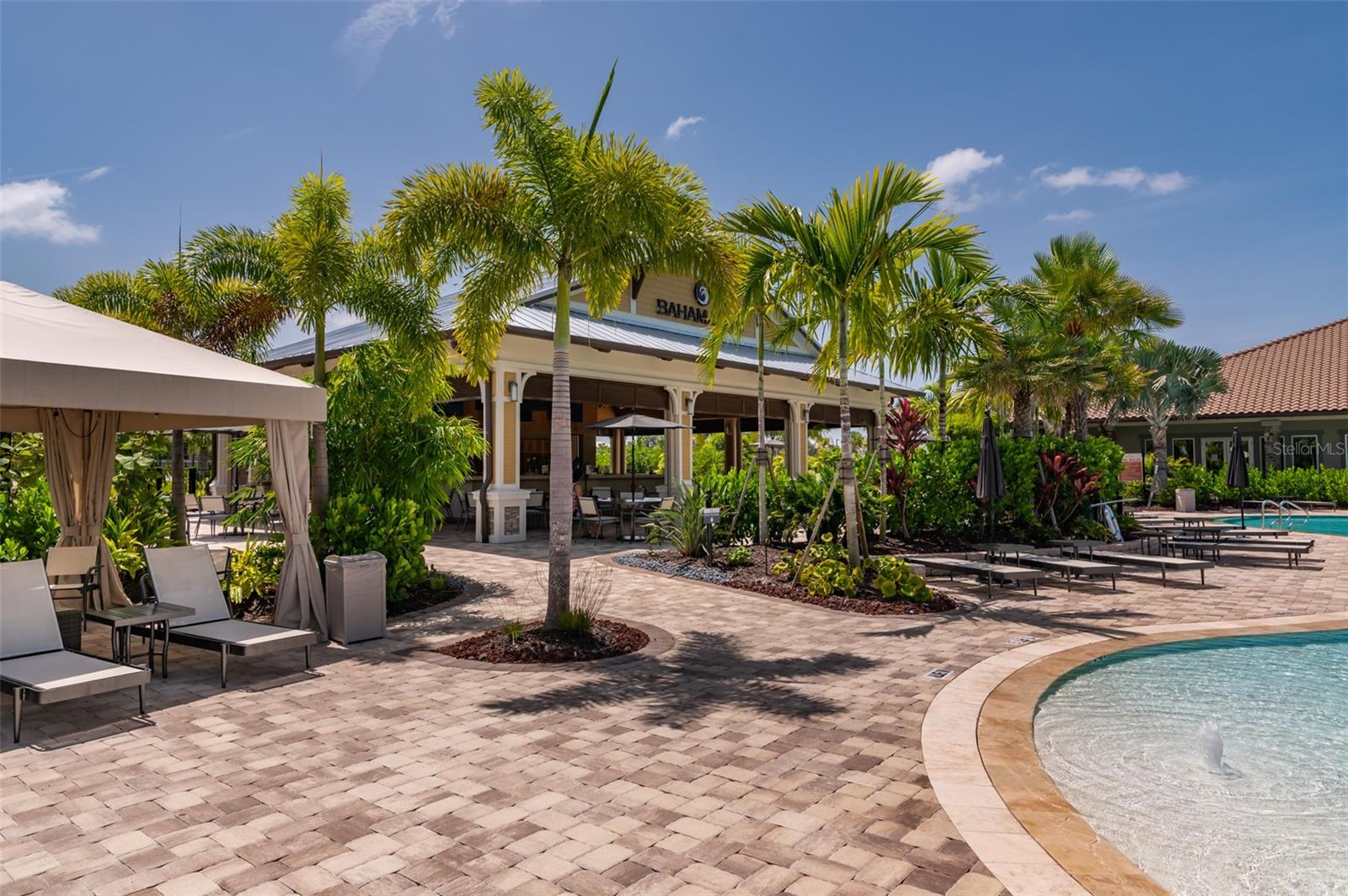 GARDEN HOMES AT ESPLANADE ON PALMER RANCH - Residential