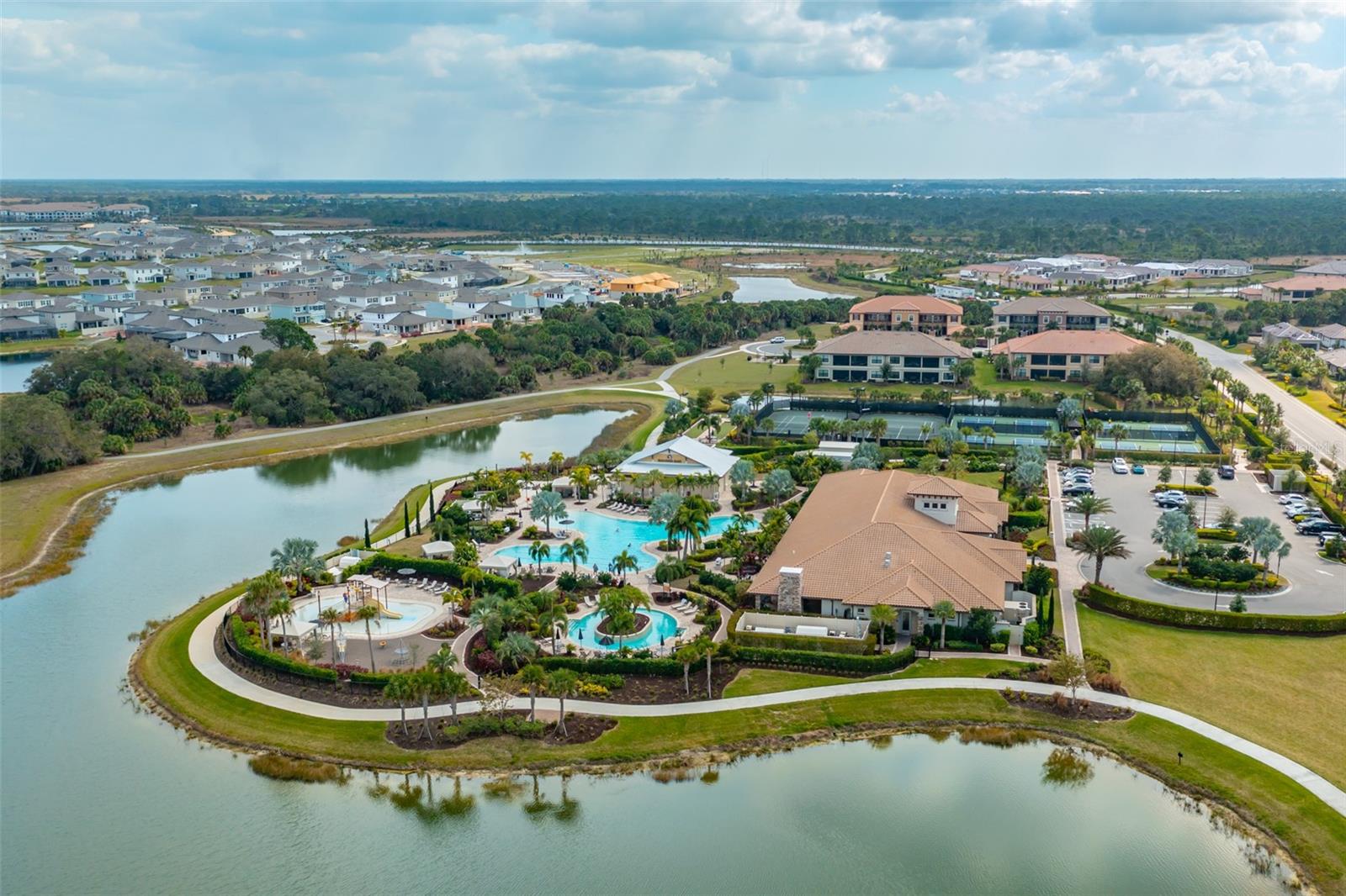 GARDEN HOMES AT ESPLANADE ON PALMER RANCH - Residential