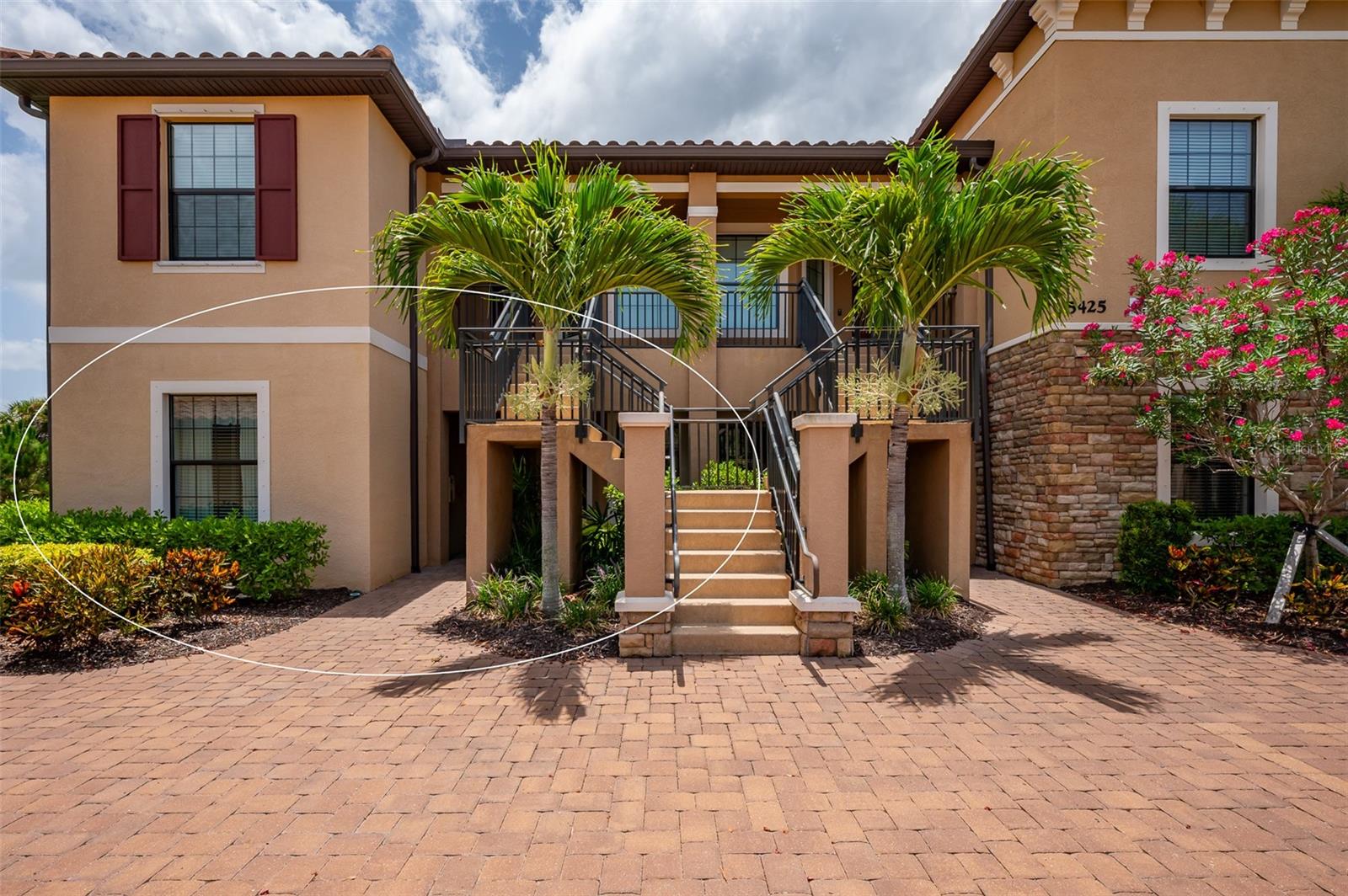 GARDEN HOMES AT ESPLANADE ON PALMER RANCH - Residential