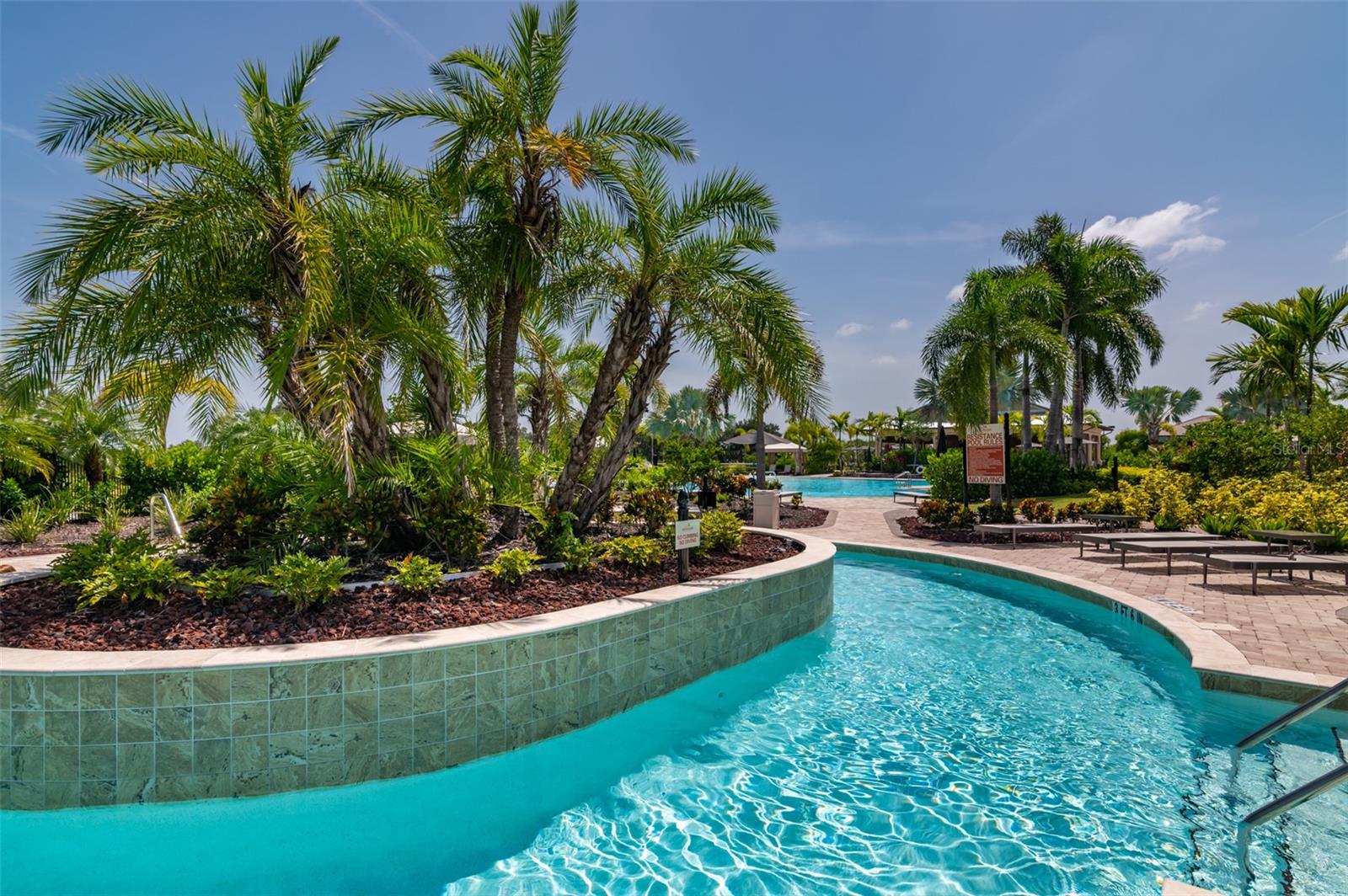 GARDEN HOMES AT ESPLANADE ON PALMER RANCH - Residential