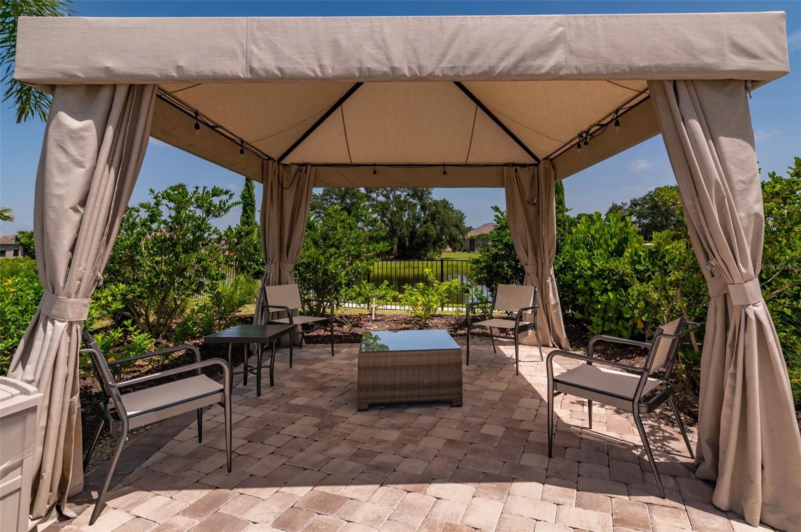 GARDEN HOMES AT ESPLANADE ON PALMER RANCH - Residential
