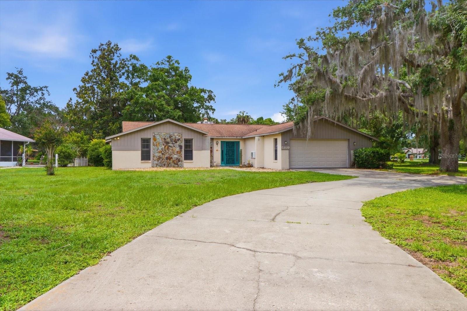 RIVERHAVEN VILLAGE - Residential