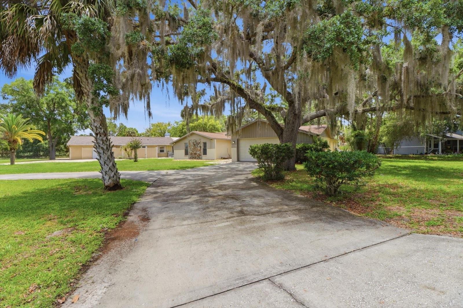 RIVERHAVEN VILLAGE - Residential