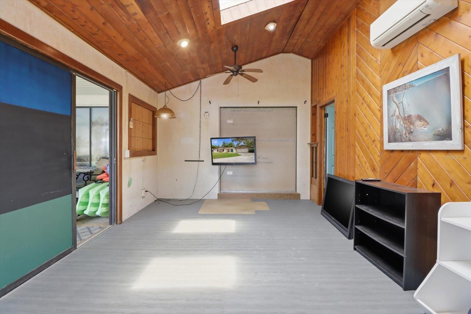 RIVERHAVEN VILLAGE - Residential