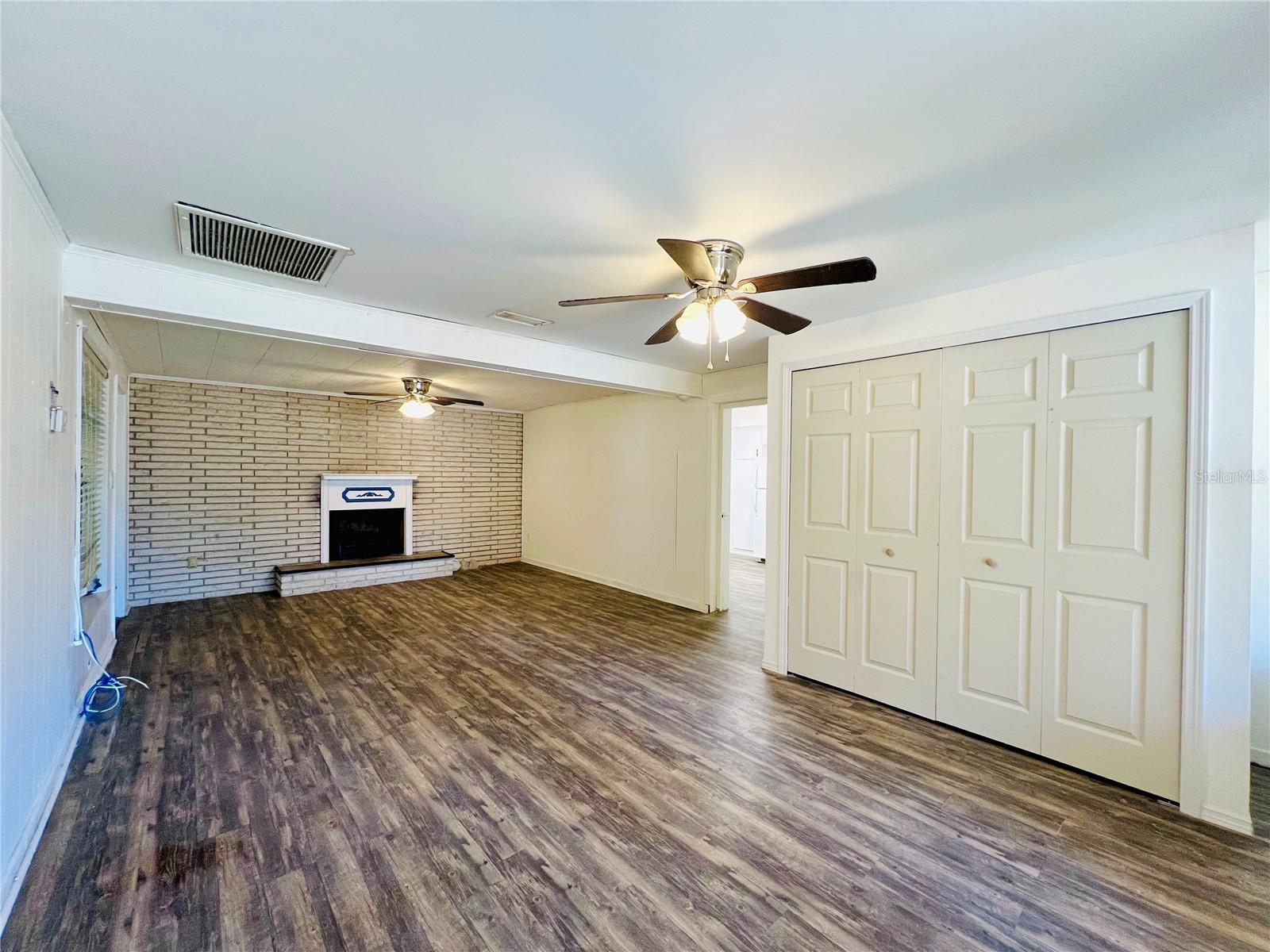 FANNING SUB - Residential Lease