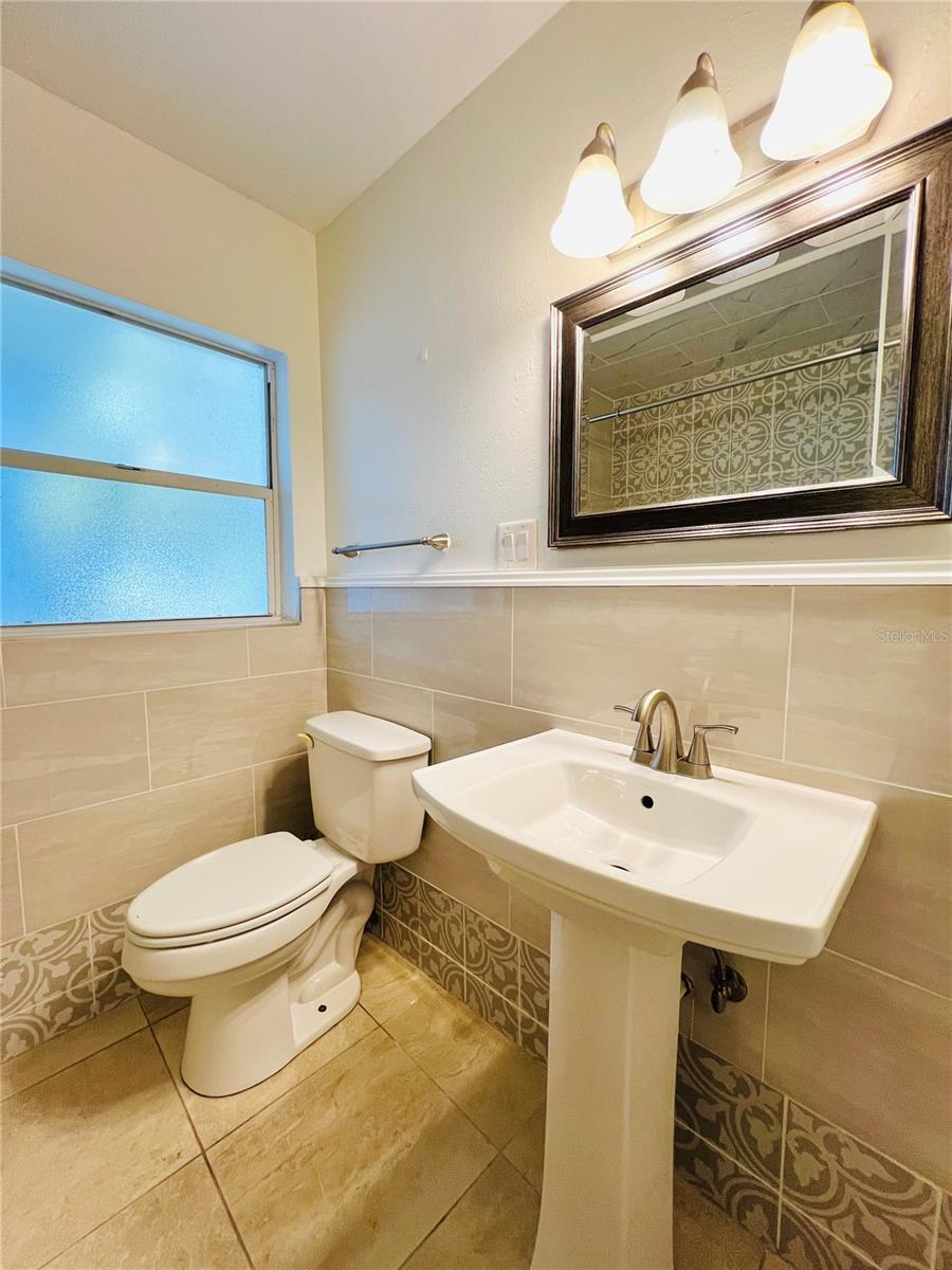 FANNING SUB - Residential Lease