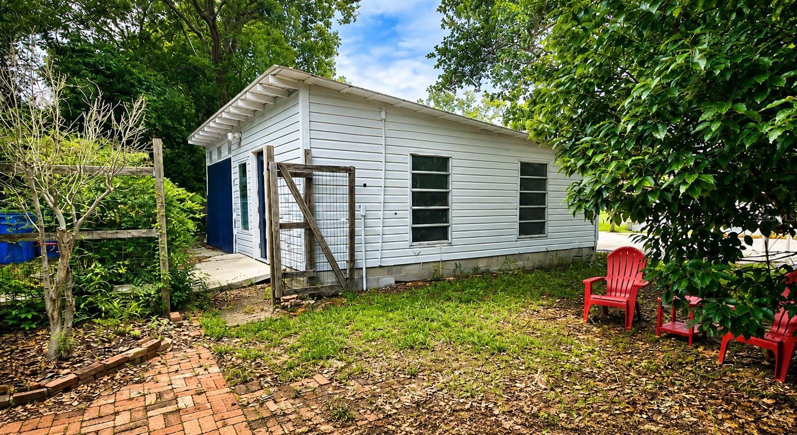 S C MOORE ADD MRS S C MOORE ESTATE - Residential