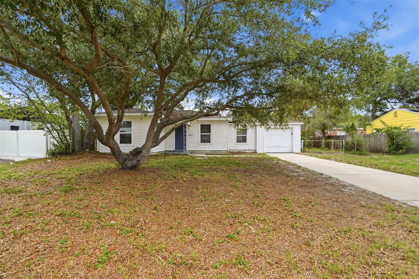 One or more photo(s) has been virtually staged. Located in the heart of South Tampa, this residence offers a comfortable layout with well-proportioned living spaces and a functional floor plan suited for a variety of lifestyles. The interior provides a welcoming flow that works well for both everyday living and entertaining. The home presents an excellent opportunity for a buyer to personalize and enhance over time. Outdoor space adds flexibility for relaxation, gardening, or future improvements. Ideally situated near shopping, dining, parks, and waterfront attractions, this property offers convenient access to all that South Tampa has to offer.