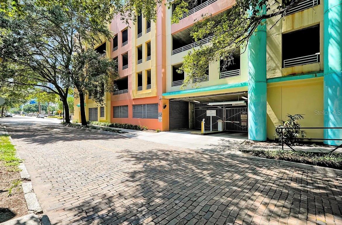WAVERLY/LK EOLA - Residential Lease